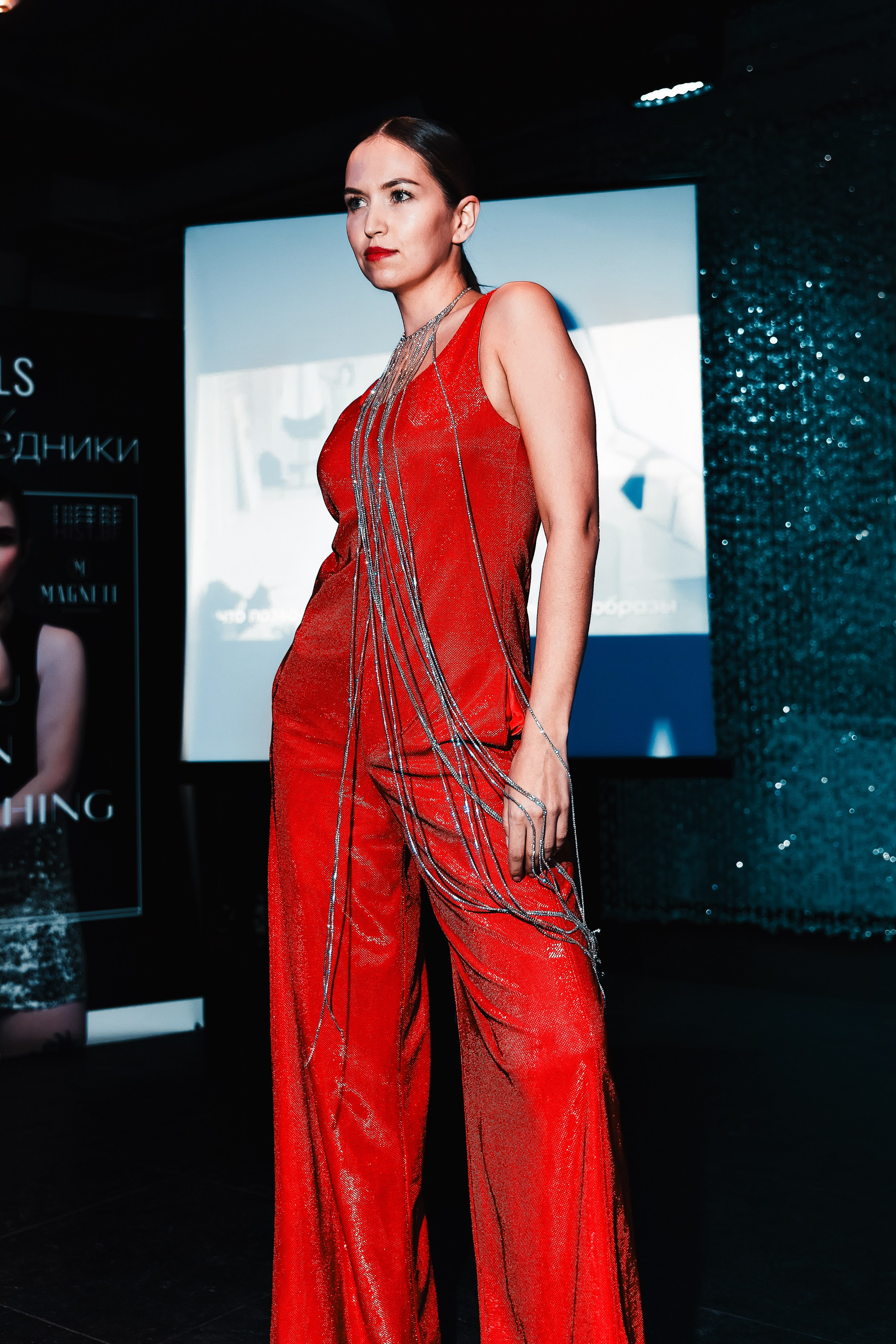 Фотосъемка презентаций модных журналов в Санкт-Петербурге | Рекламные кадры для медиа