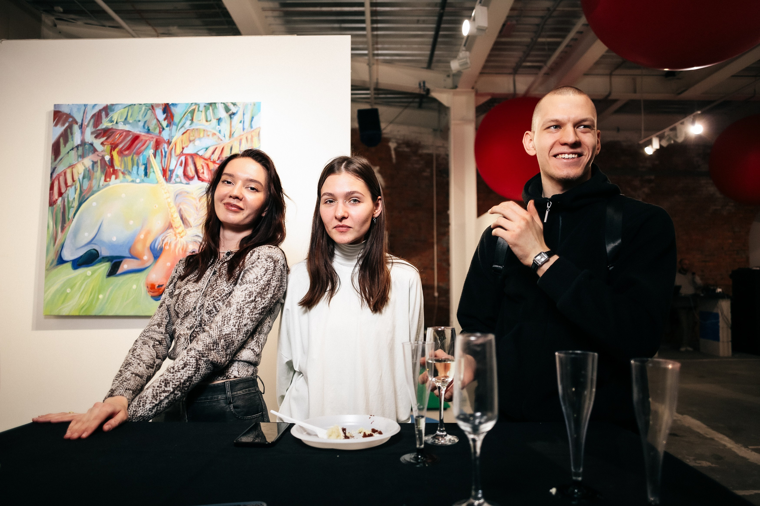 Фотосъёмка галереи. Портретный и репортажный фотограф. Мыльников Илья