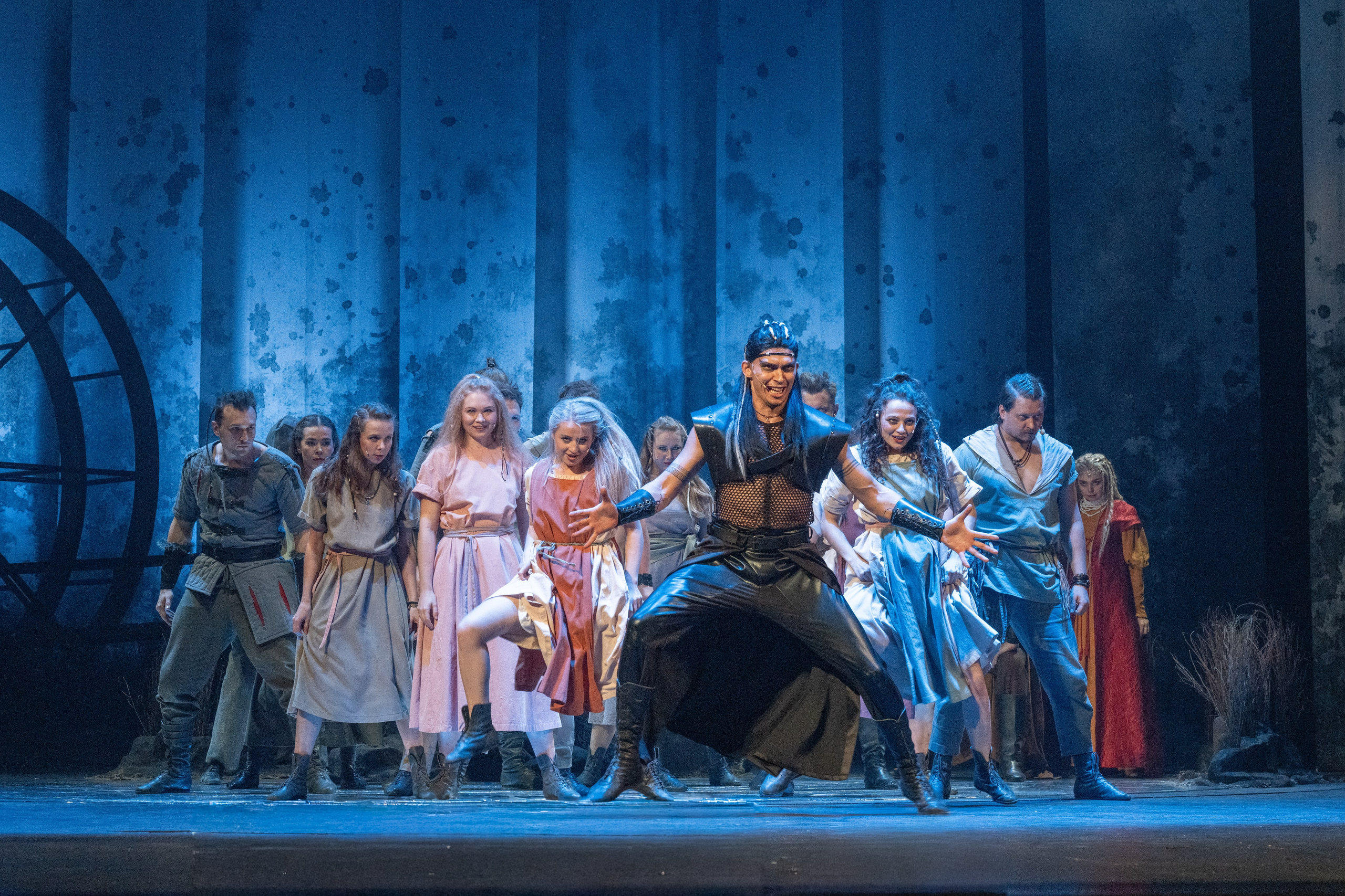 Алтайский молодёжный театр: Яга. Сайт фотографа Сергея Абрамова