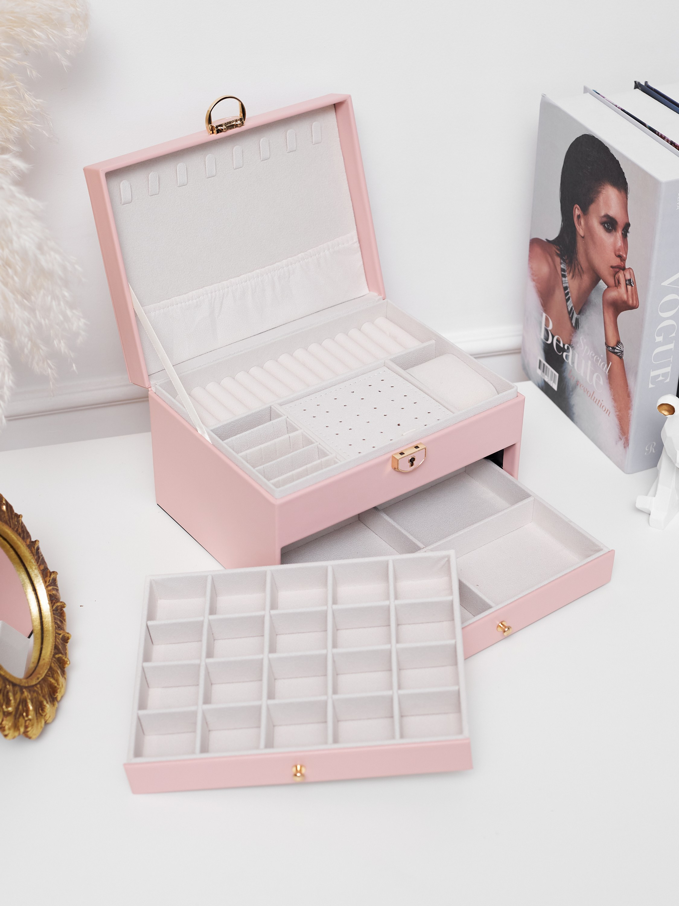 Шкатулки. Фотограф Екатеринбург Анастасия Жерновская | Маркетплейсы и нейрофото