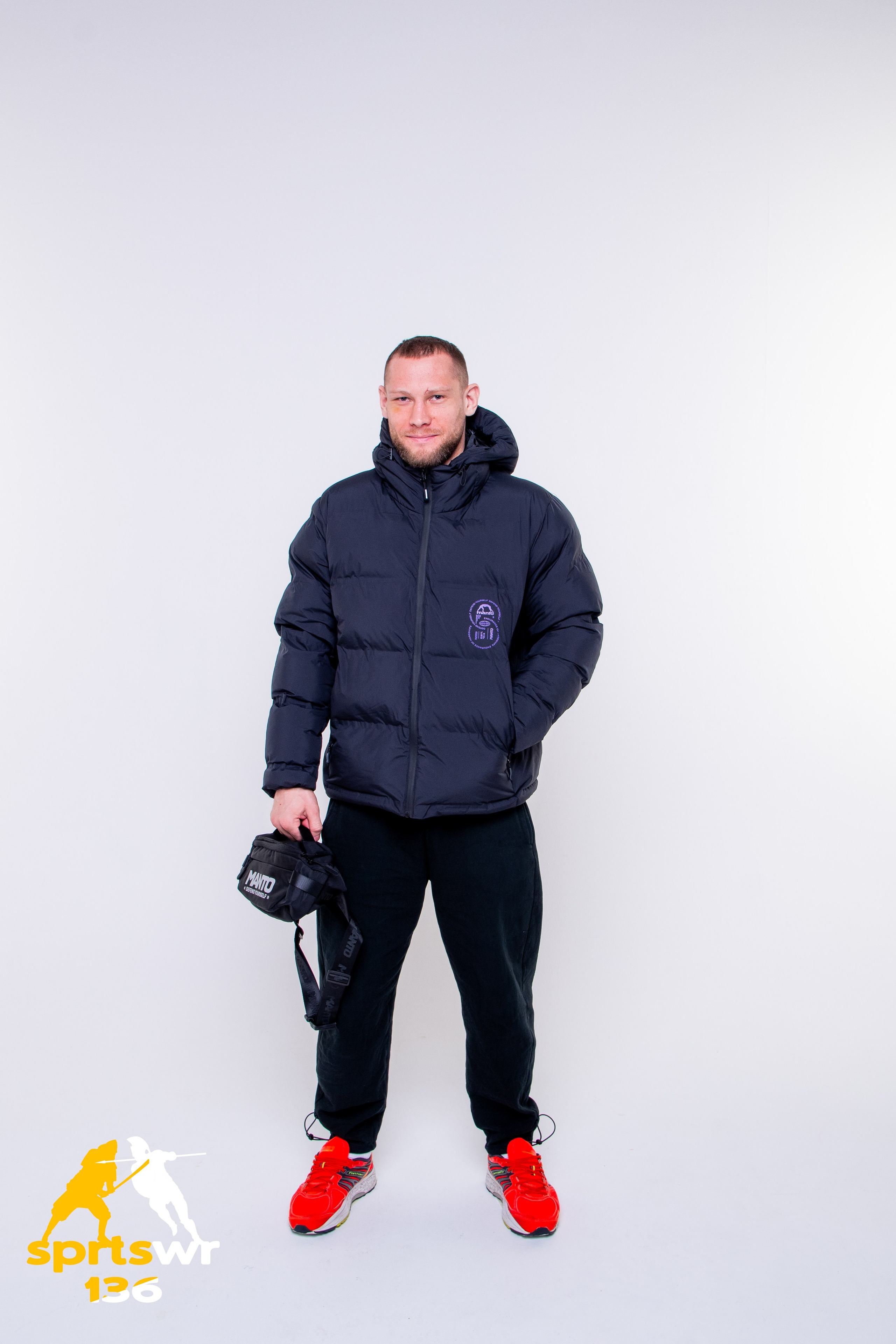 Одежда для мужчин. Профессиональная фотостудия в Санкт-Петербурге «Точка»