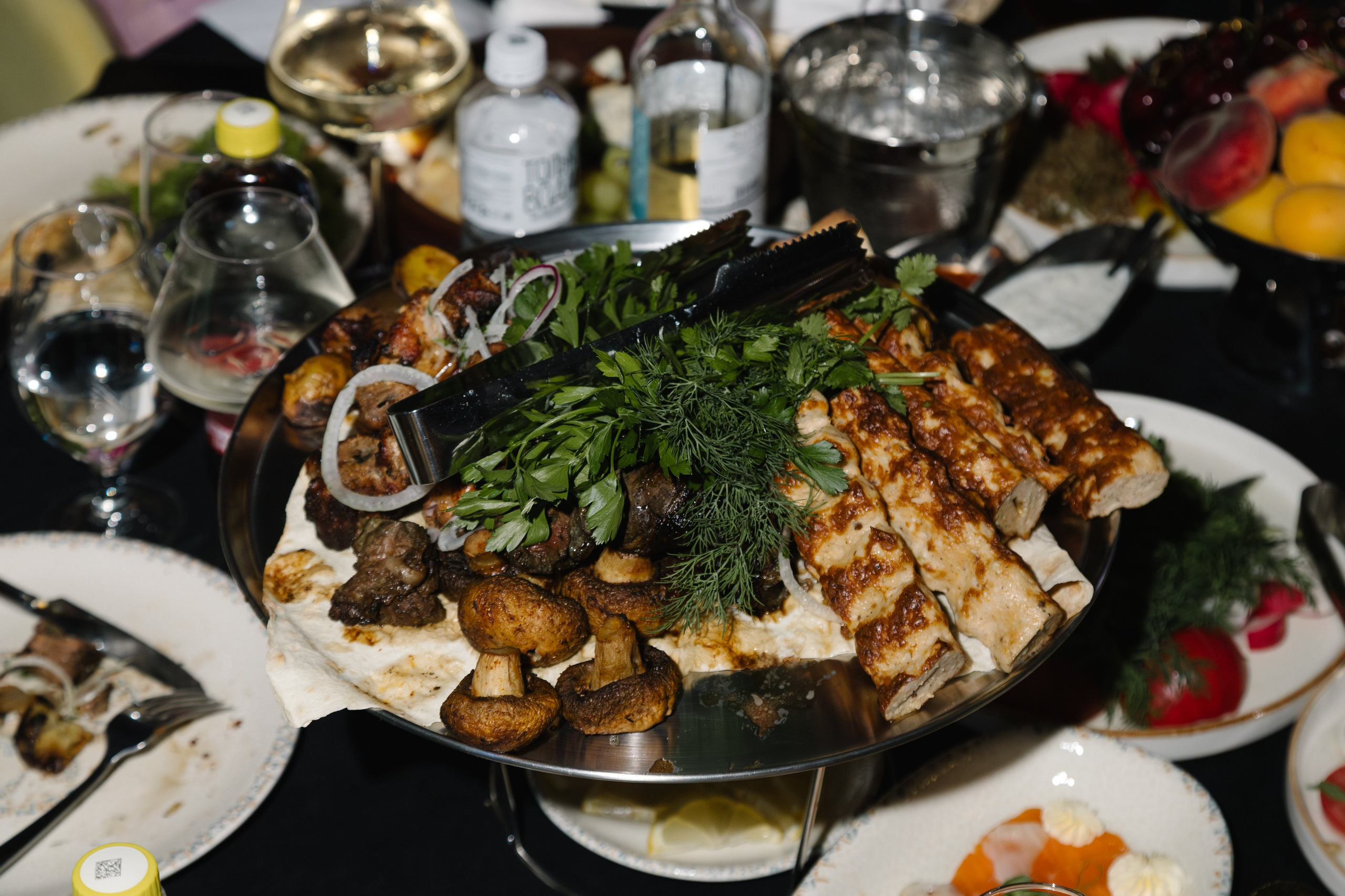 Выпускной 9В класса 2025. Артур Иликчян — Wedding & Event фотограф в Краснодаре