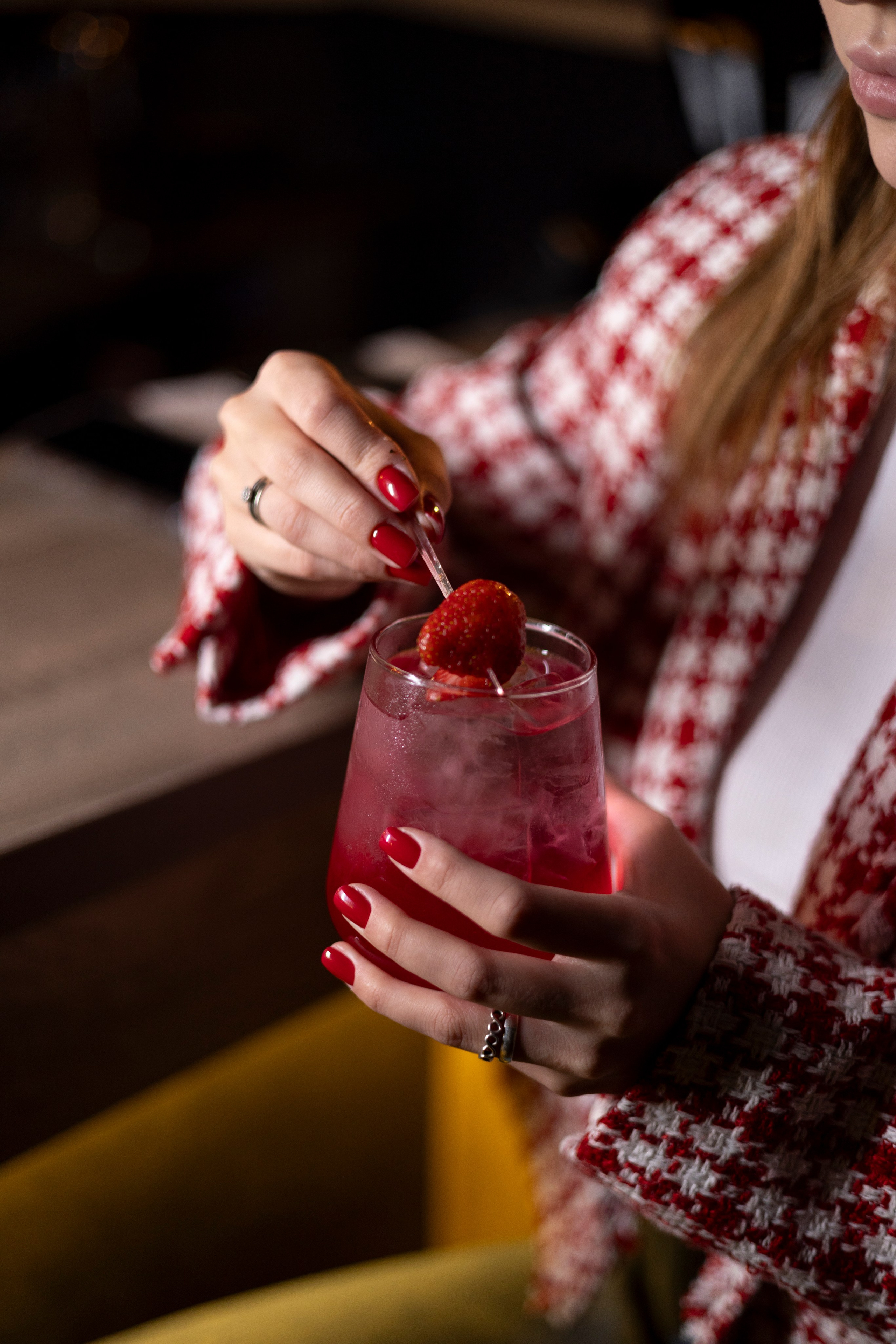 Бар девчонки. Фотограф Александра Волкова | Волгоград