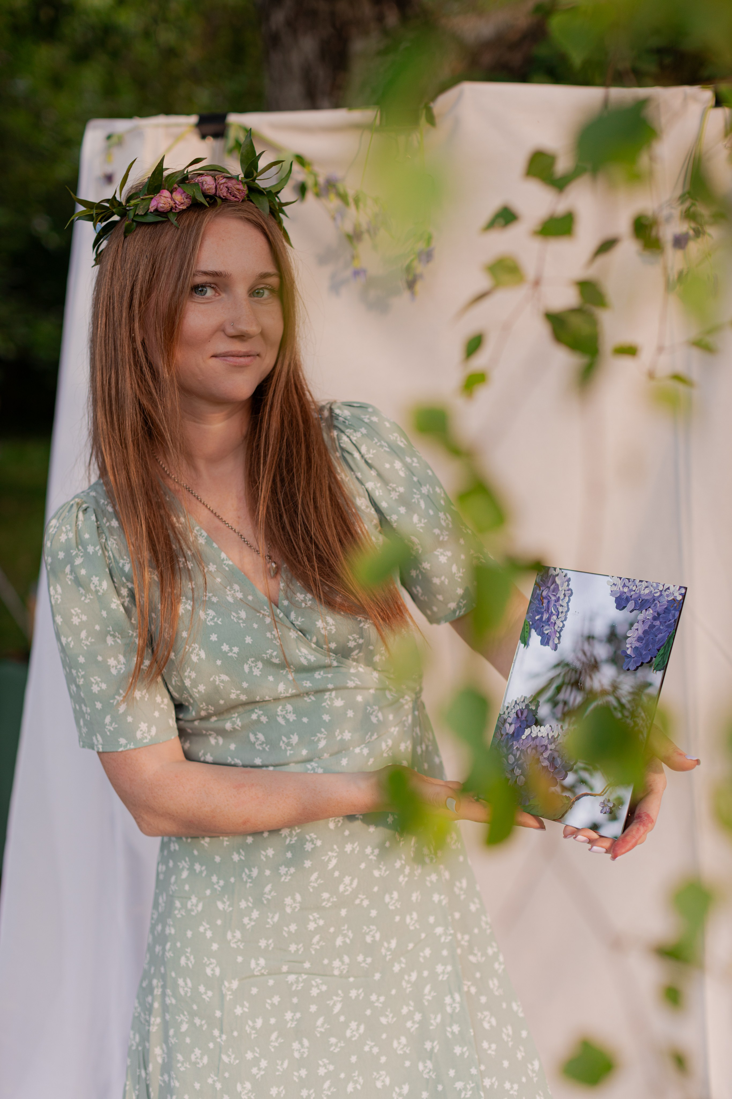 Мк Сирень на зеркале (девичник в парке). Анастасия Ракчеева Художник