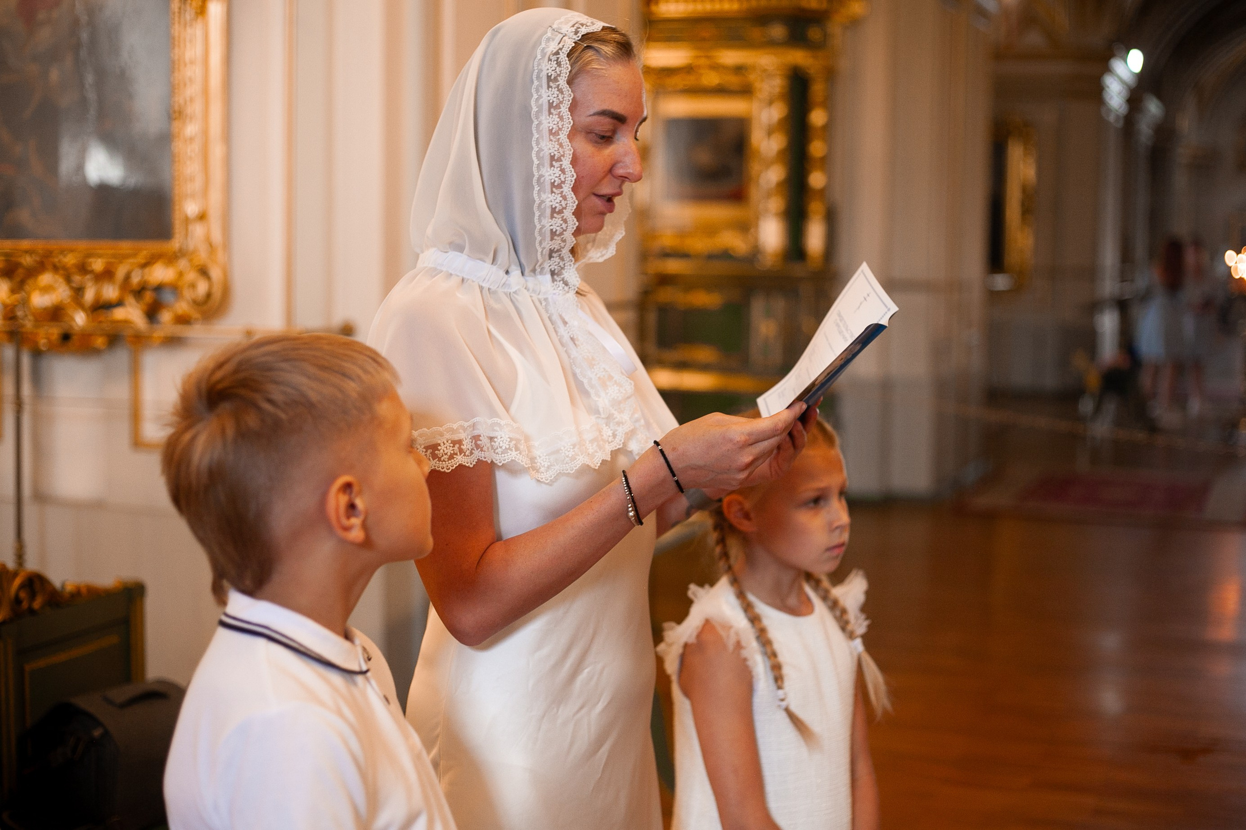 Крещение Саши и Кати. Никольский собор. Семейный и церковный фотограф в Санкт Петербурге Мария Гобыча