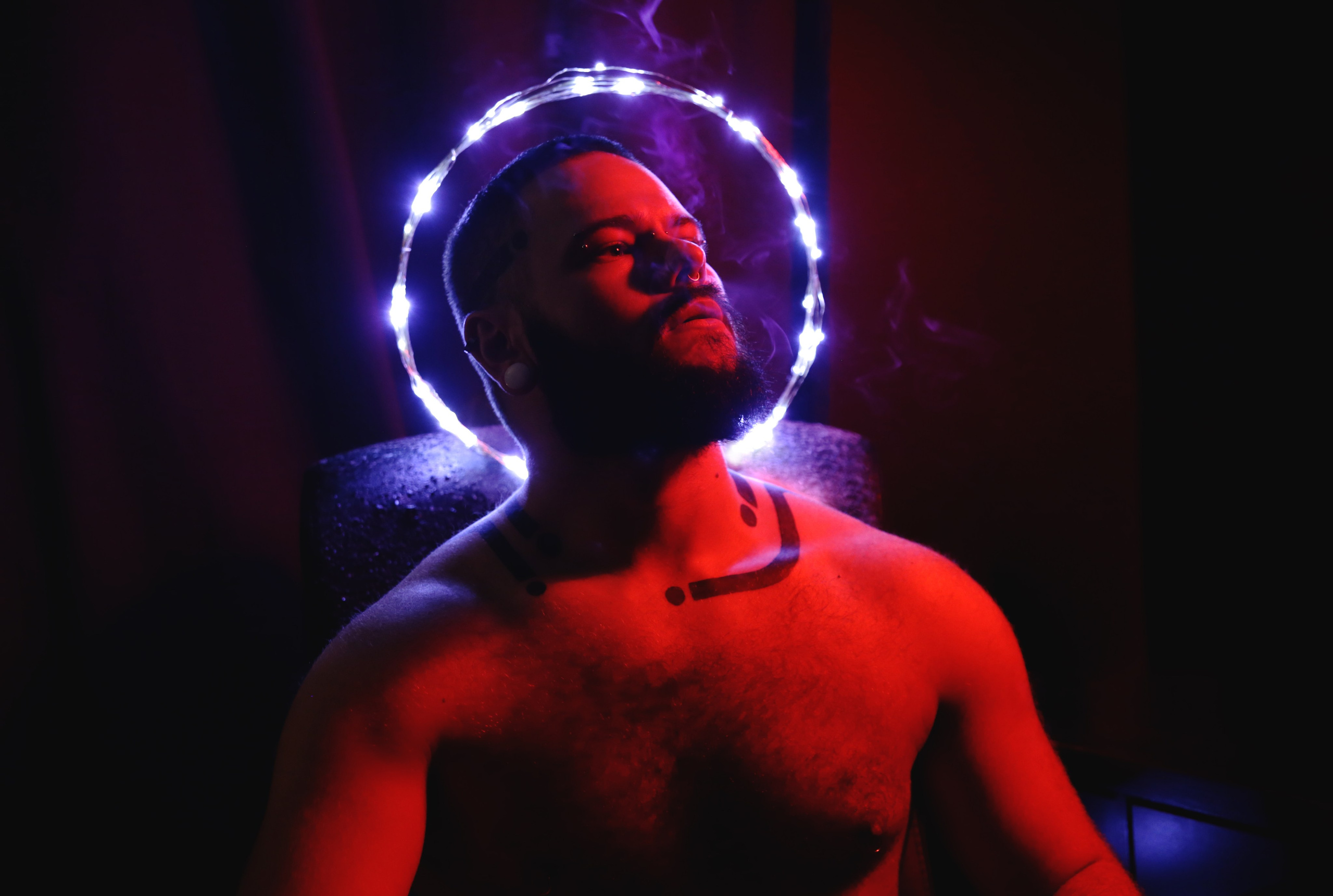 MEN. Neumann’s moon