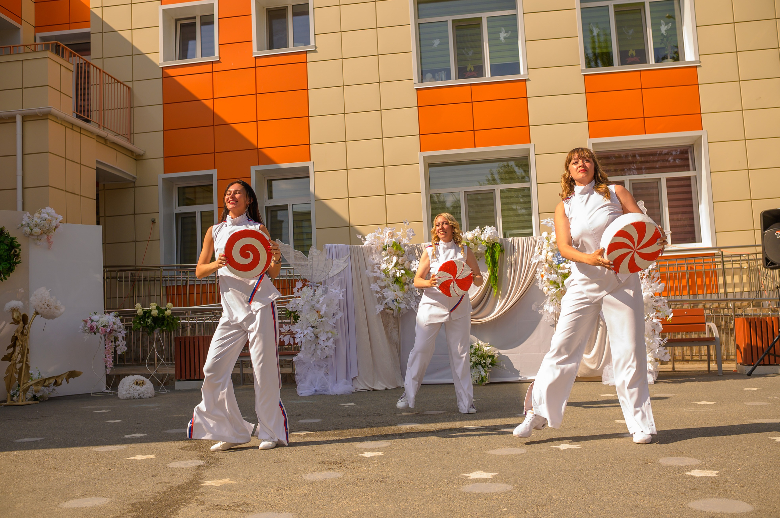 Репортаж выпускного группа «Фантазёры» 3 садик. Фотограф новорожденных, семейный детский в Тюмени Татьяна Морозова