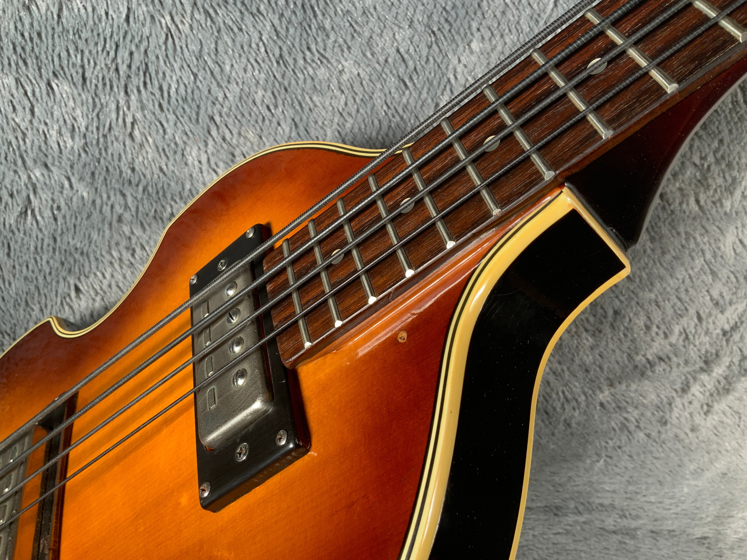 Norwegian Wood Vaio Bass