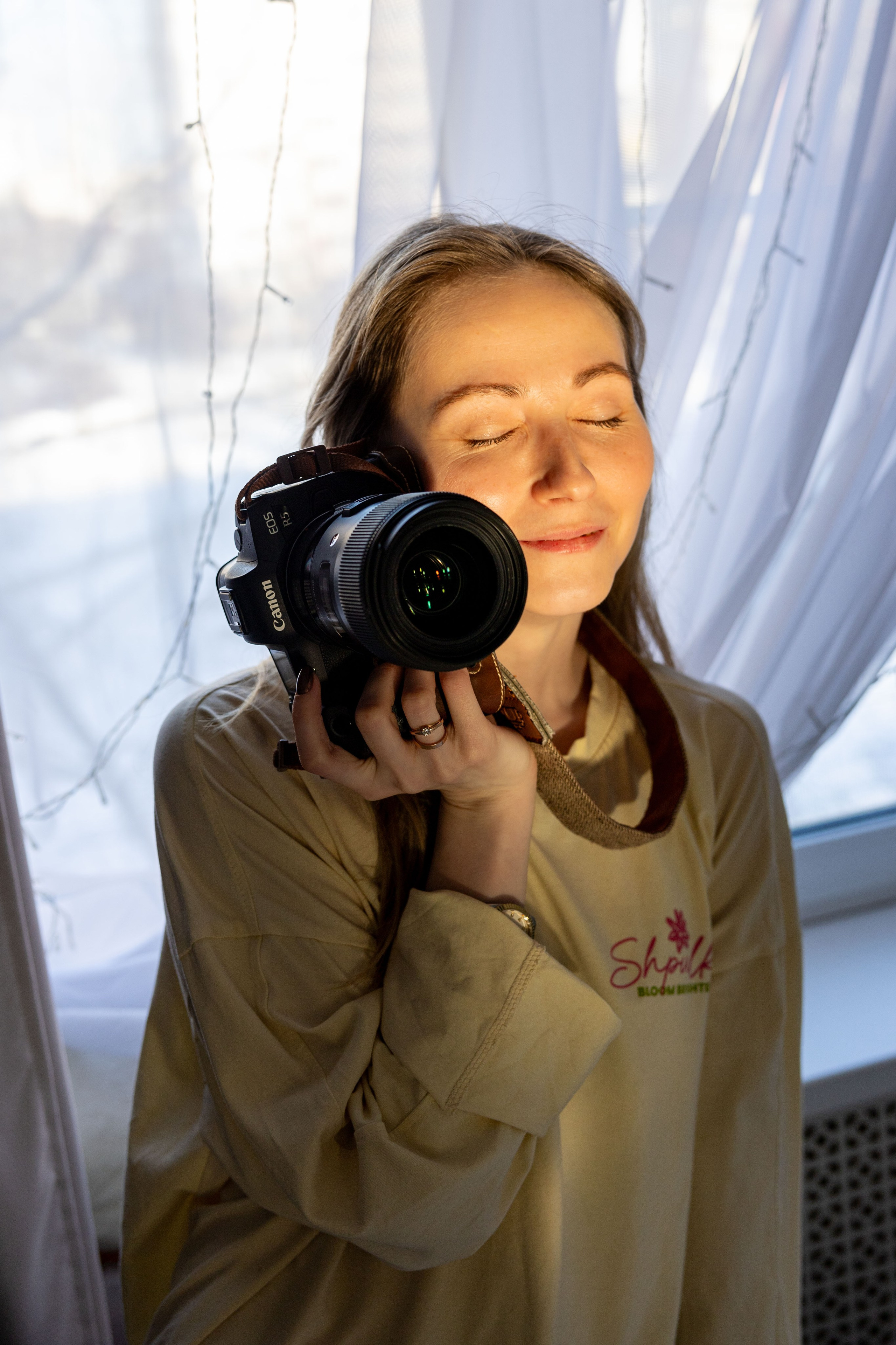 Бэкстейдж фотограф, photo BTS. Фотограф и видеограф в Санкт-Петербурге Динара Гольдина