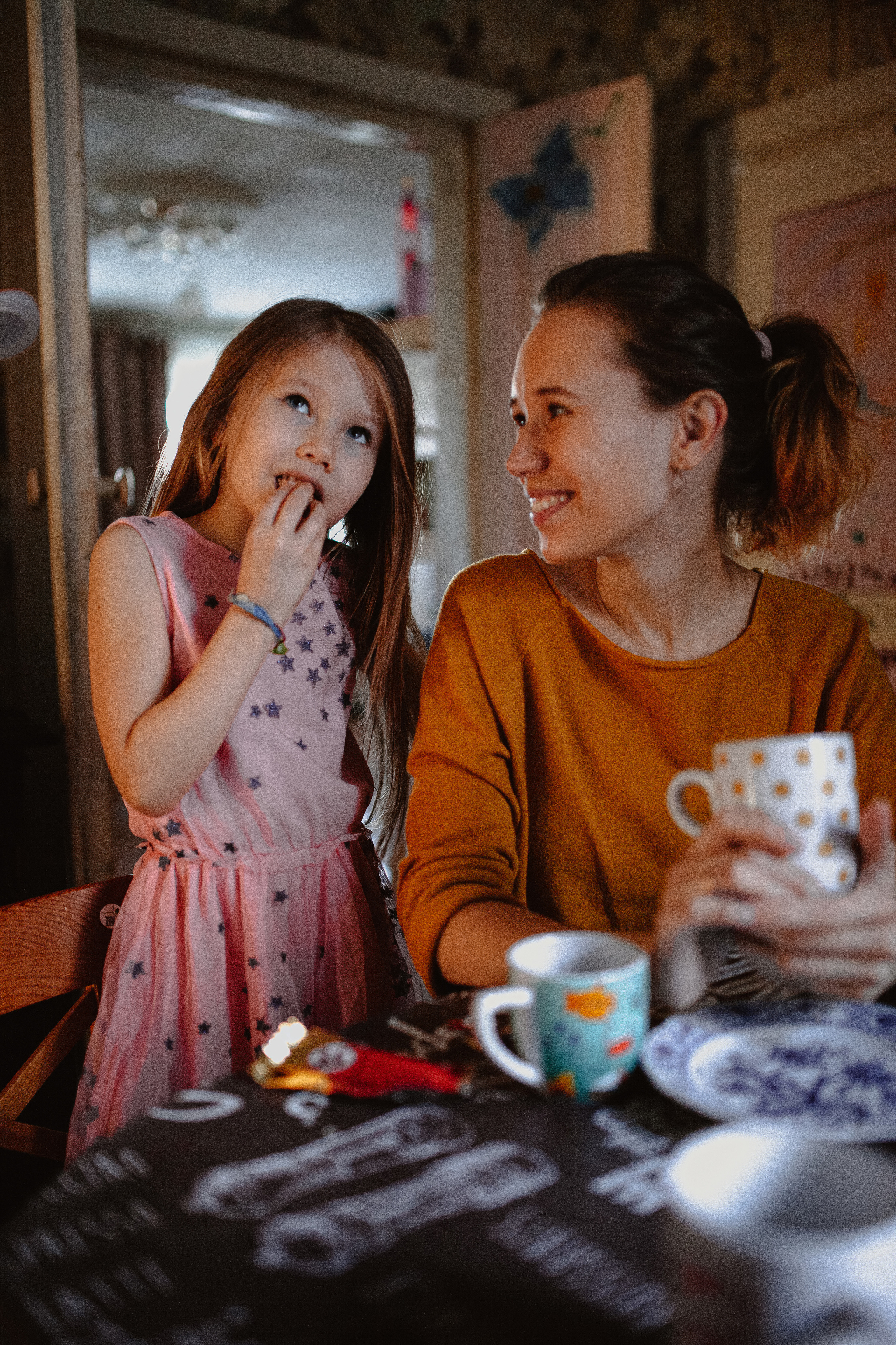 Дмитрий, Александра и Кира. Главная