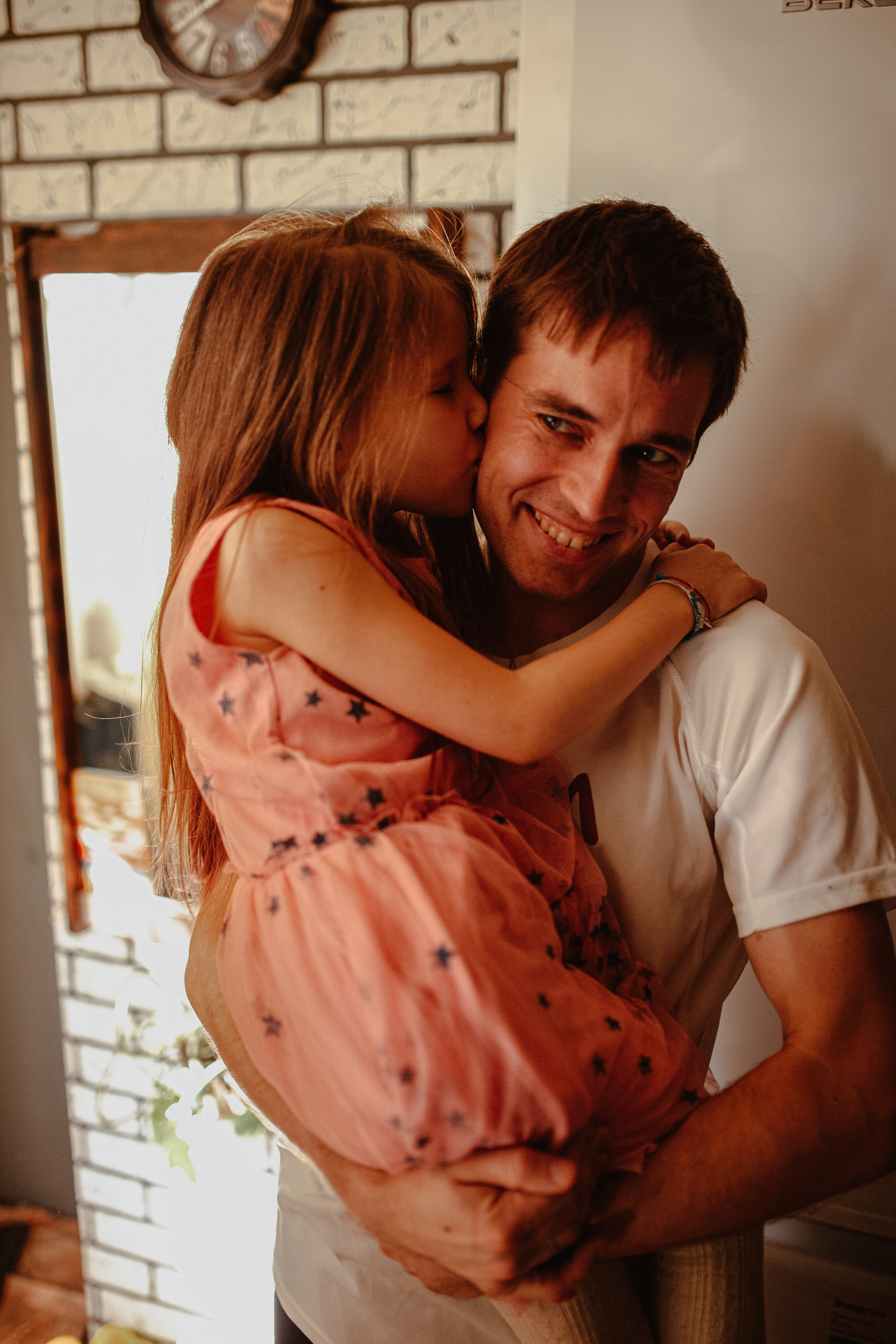 Дмитрий, Александра и Кира. Главная