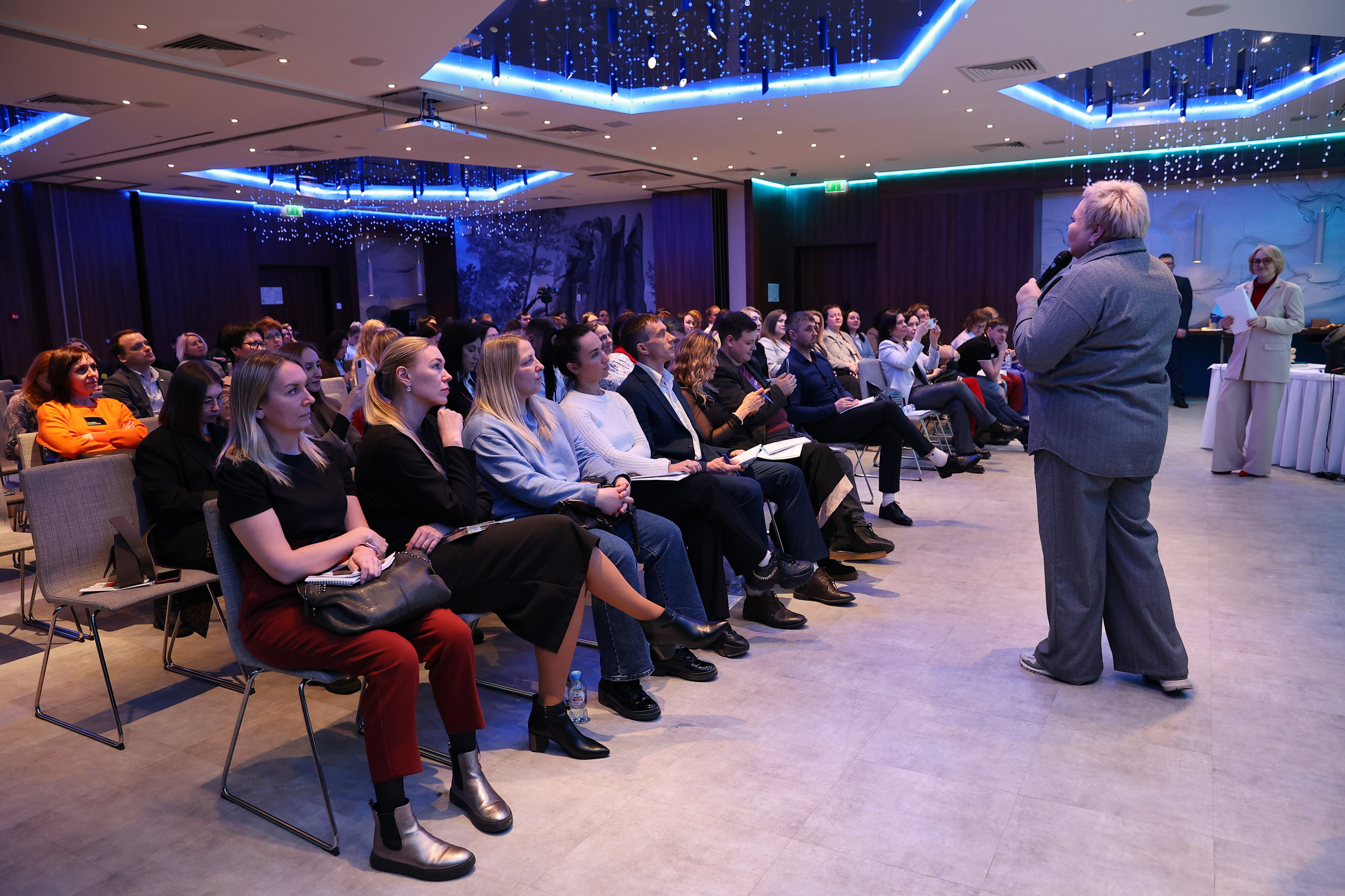 Конференции. Марина Соколова. Контентный и семейный фотограф г. Красноярск