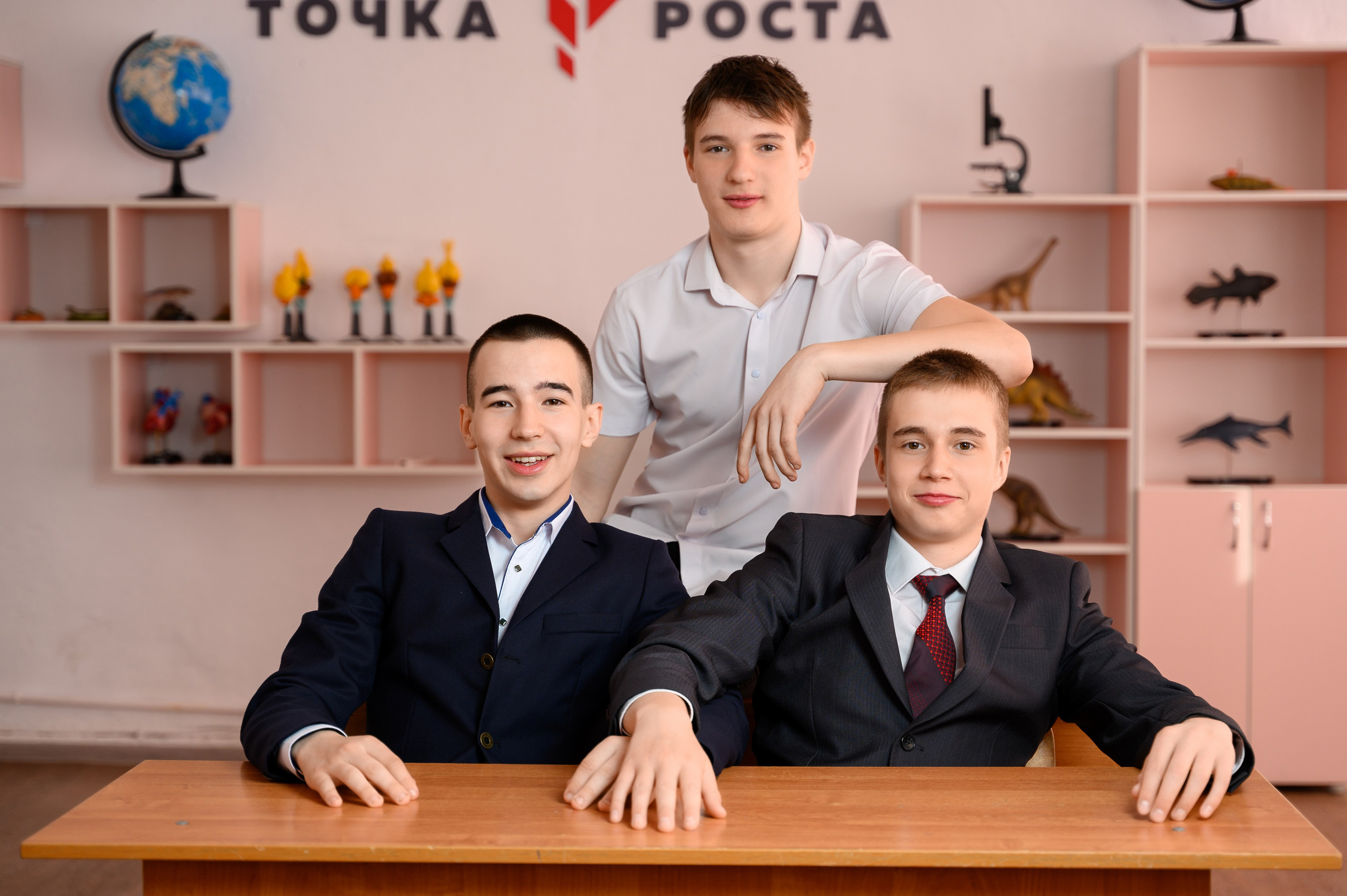 АСОШ № 1, 9А класс. Фотоальбомы для выпускников школ и детских садов в Республике Алтай и за её пределами