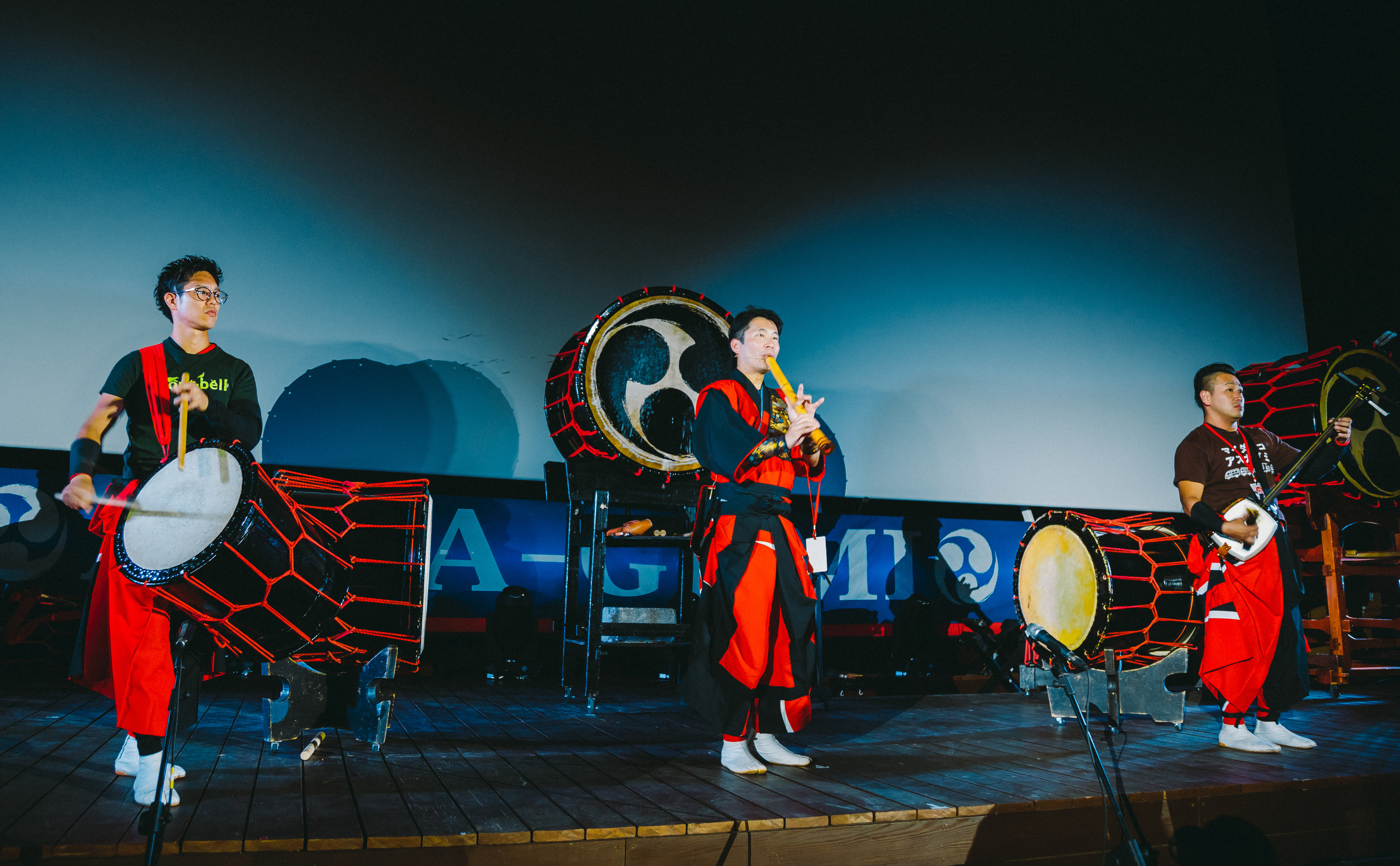 Шоу японских барабанщиков Aska Gumi в Москве. Фотограф Сонкина Татьяна