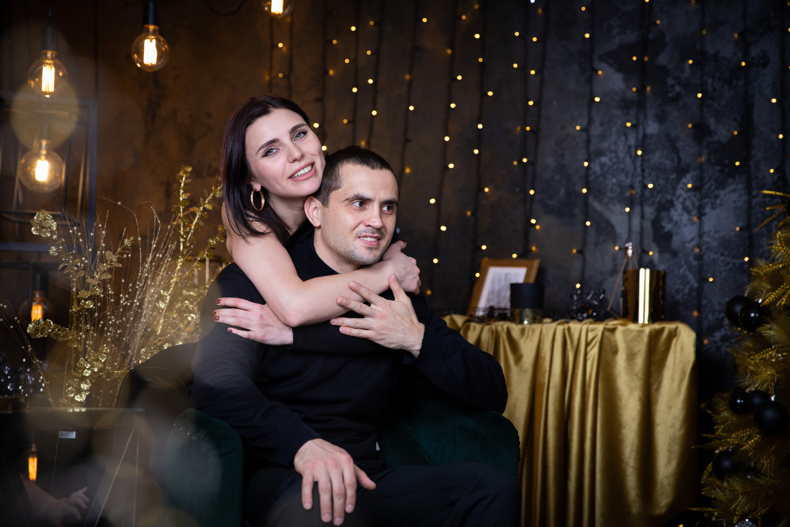 A family at a studio photo shoot. Photographer in Algarve, Portugal