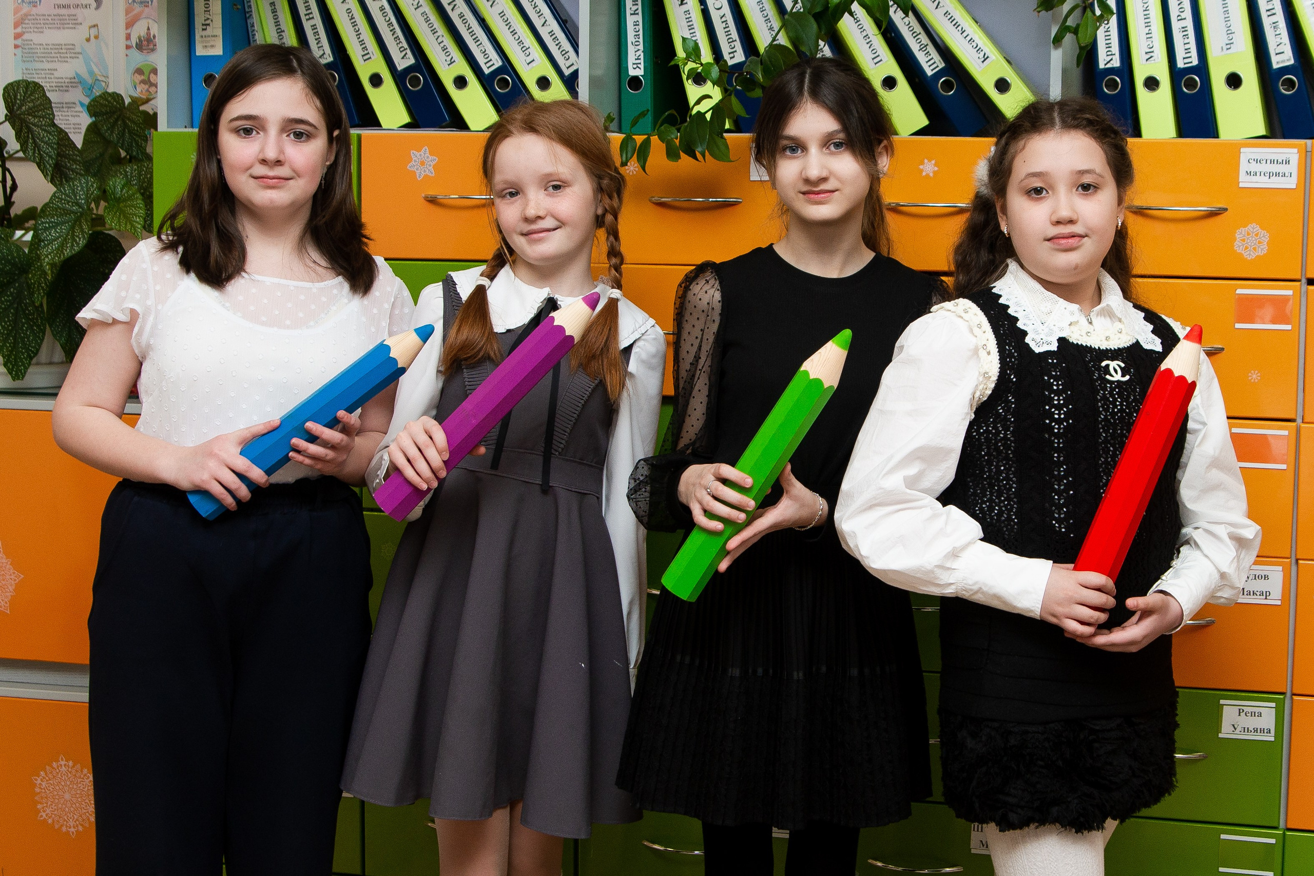 Начальная школа. Фотосессии на альбомы в классе. Выпускные Альбомы и Фотосессии п. Кавалерово