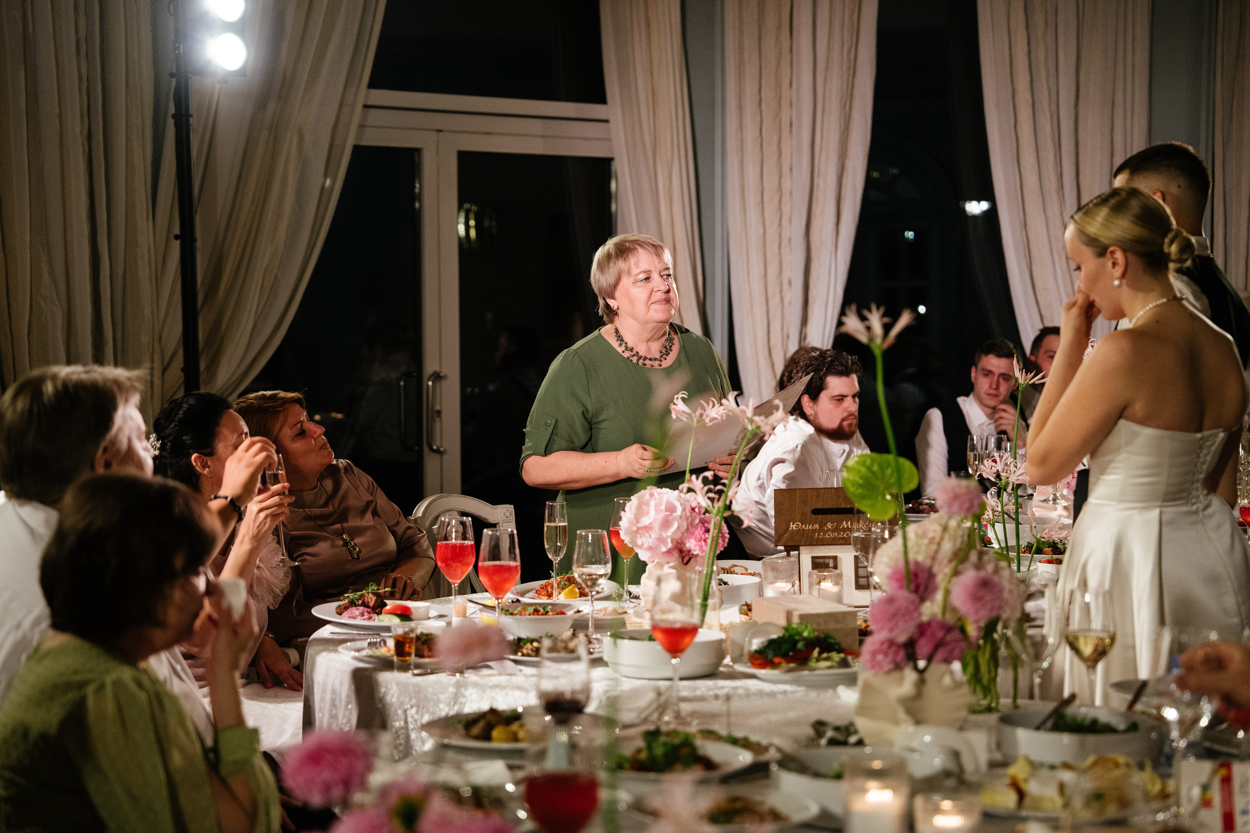 Юлия & Максим. Уютная свадьба в стиле современная классика на заливе. Свадебный фотограф организатор в Санкт-Петербурге Ассоль Опарина