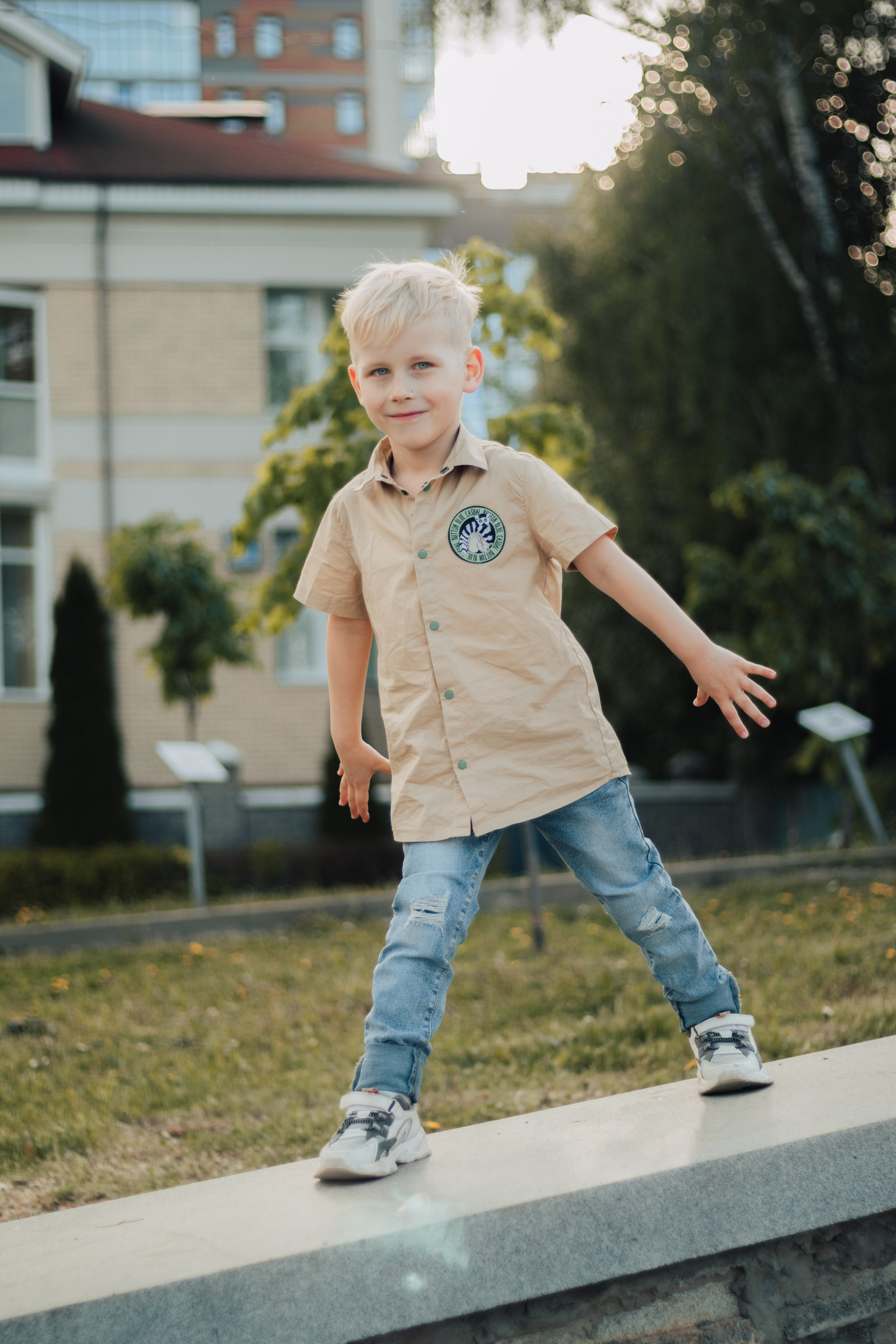 Прогулка с мамой по городу