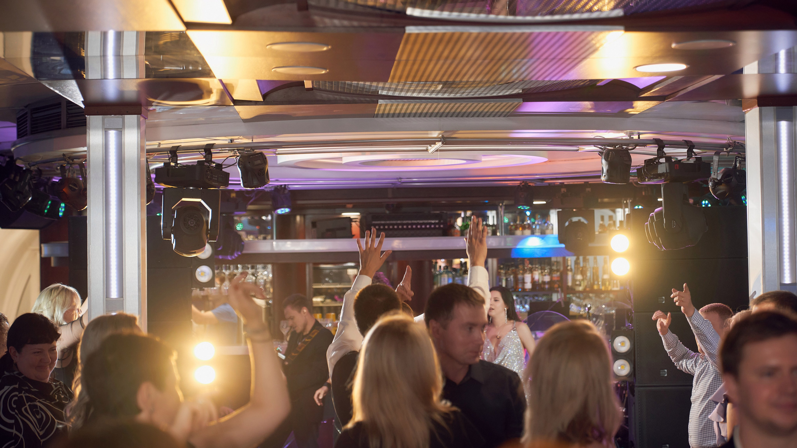 Репортажный фотограф в Москве — Евгений Опарин