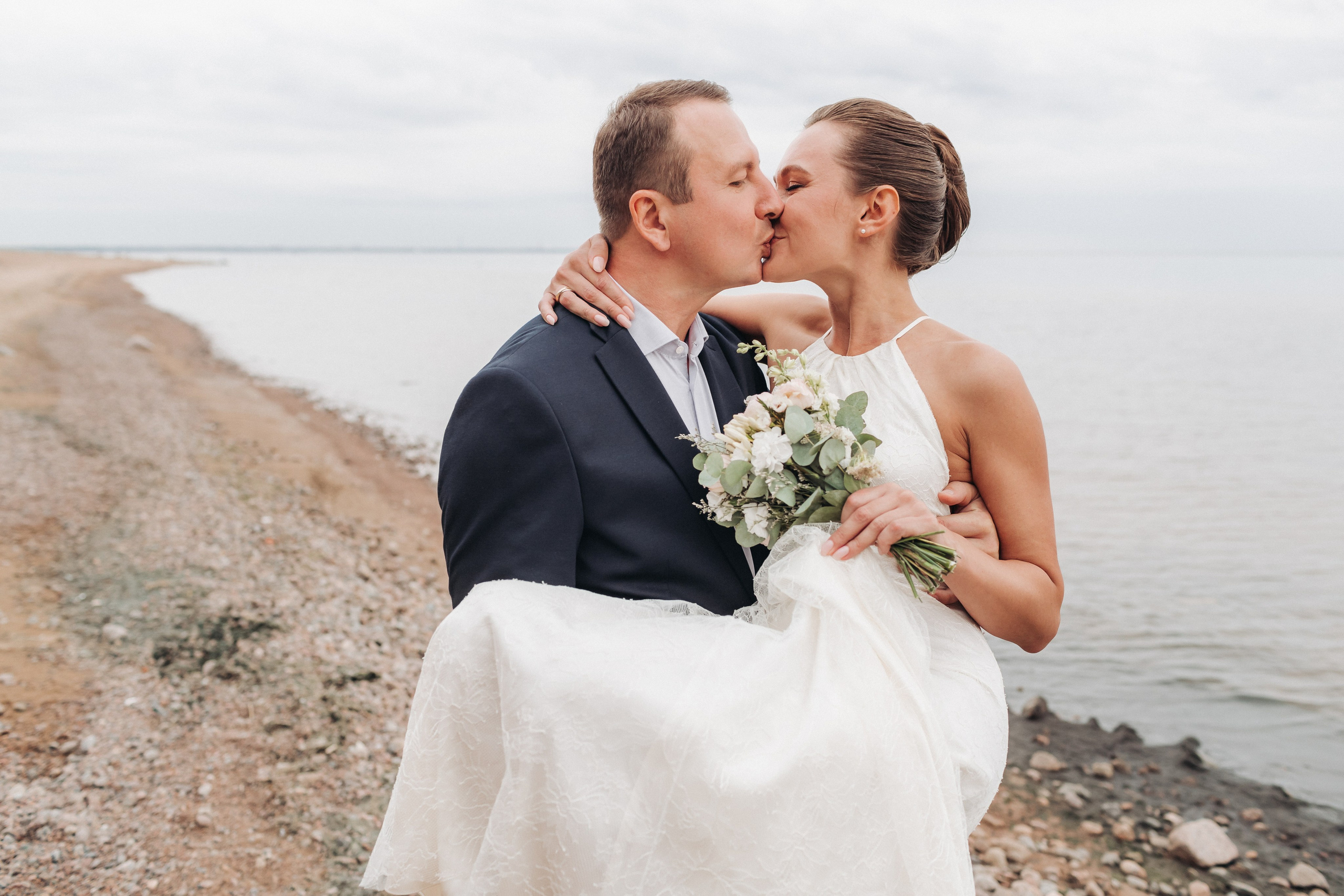Кирилл и Олеся (Санкт-Петербург, Россия). Destination wedding photographer Peter Letu