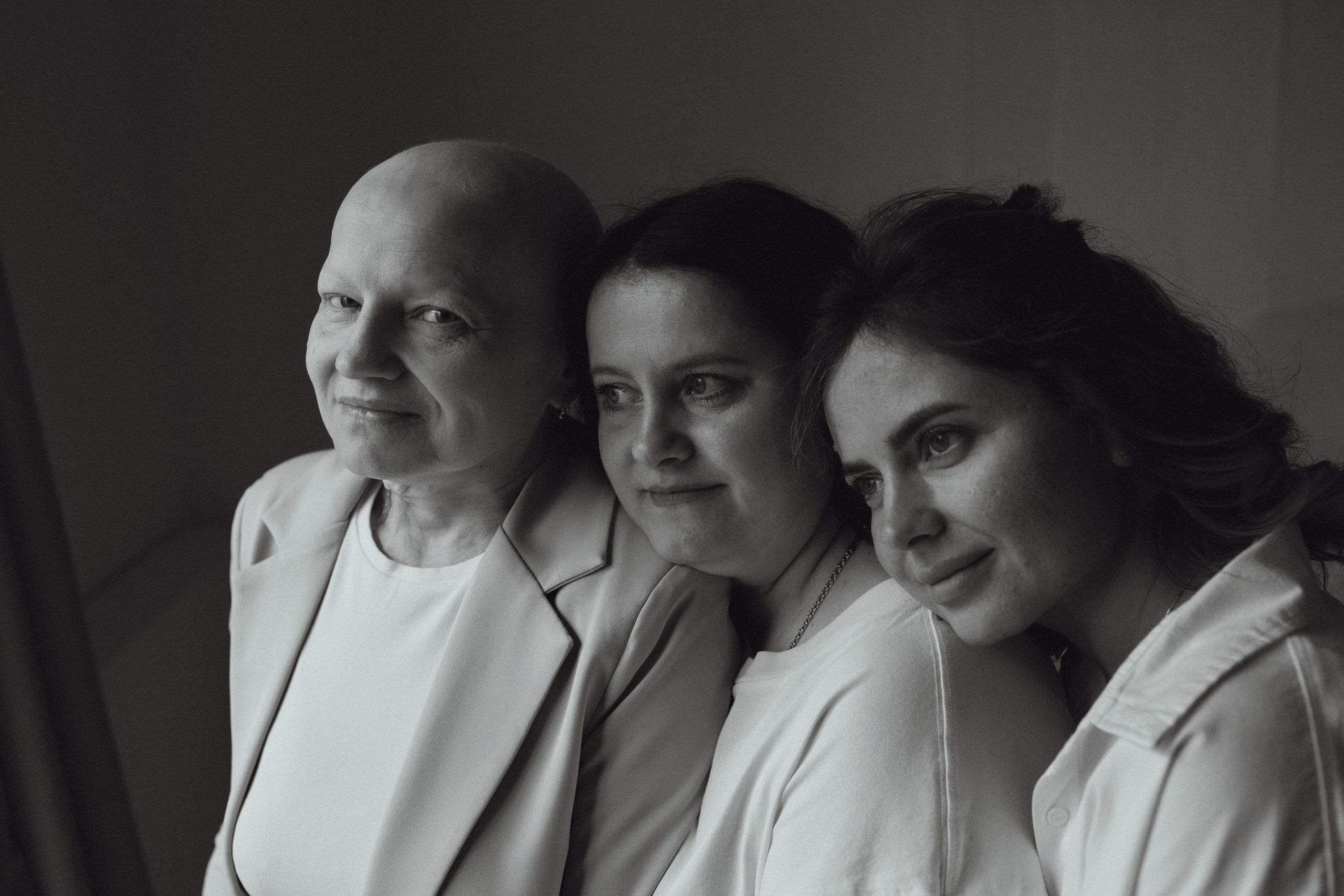 Пока мы ещё дети, мир кажется бесконечным, а мечты — возможны. Семейный фотограф Донецк