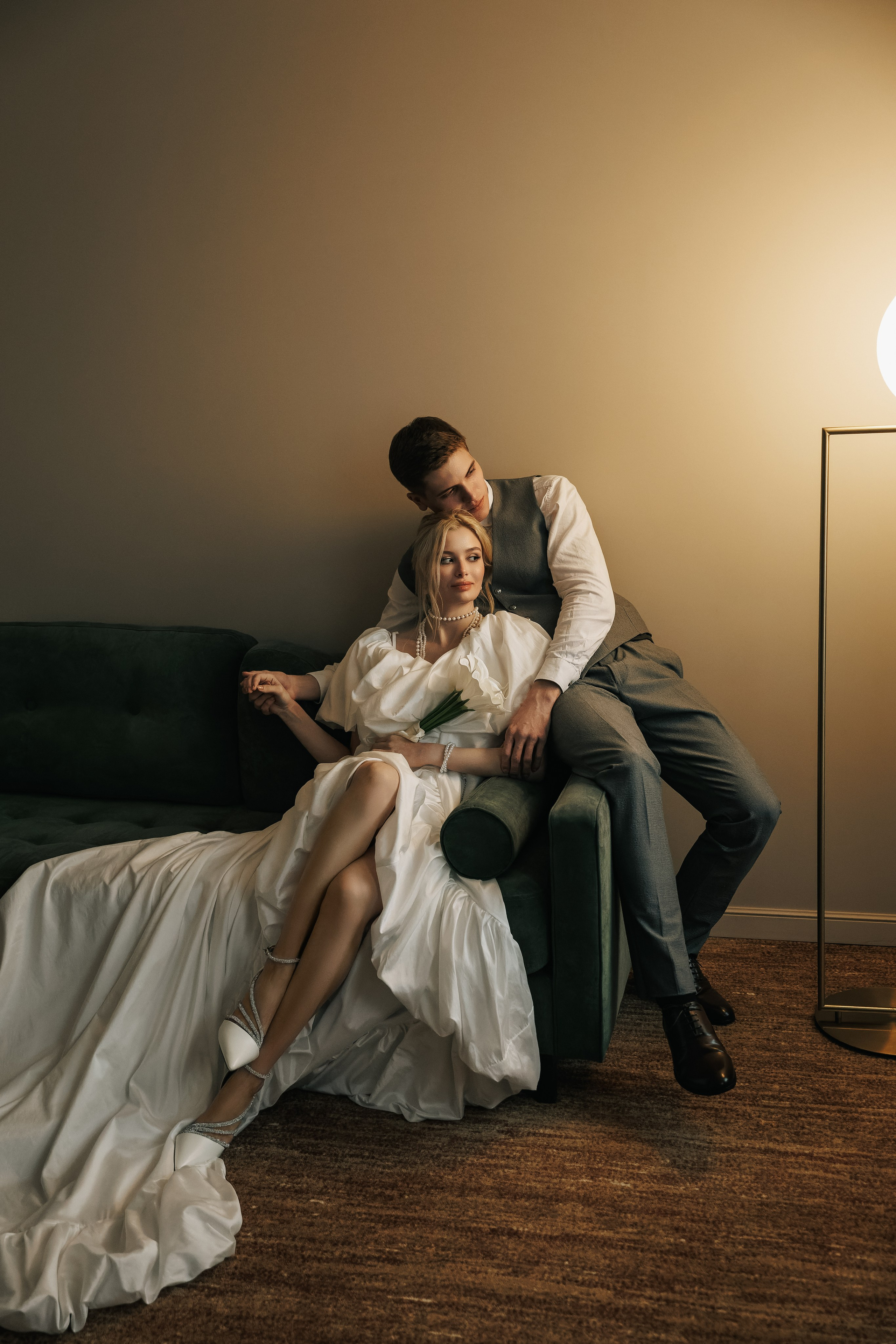 Свадебная фотосессия в отеле. Свадебный и портретный фотограф в Санкт-Петербурге Анна Демьянова