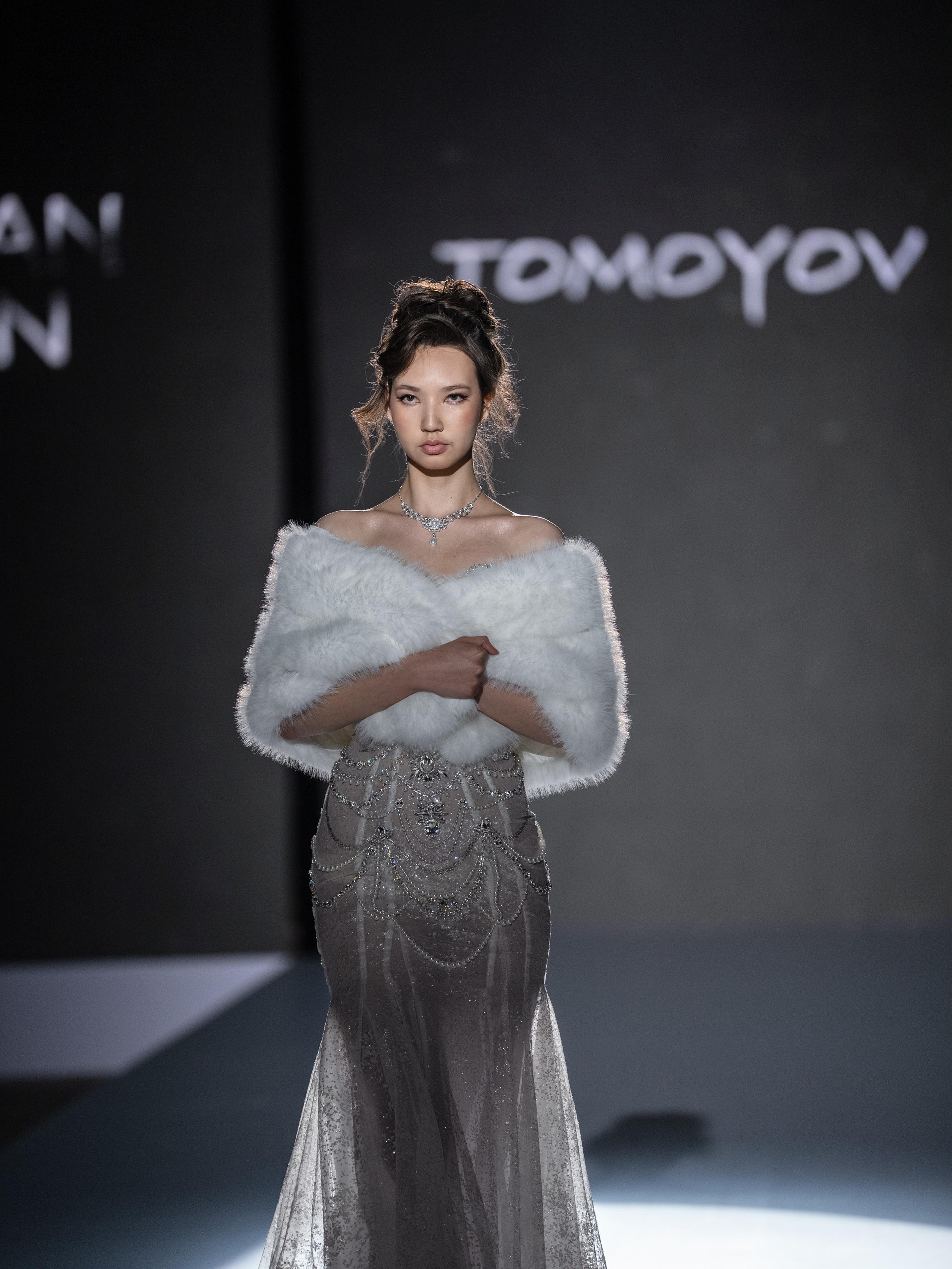 Eurasia Fashion Week Tomoyov. Сайт Алматинского НЮ АРТ, будуар и фэшн фотографа Дениса Карпенко
