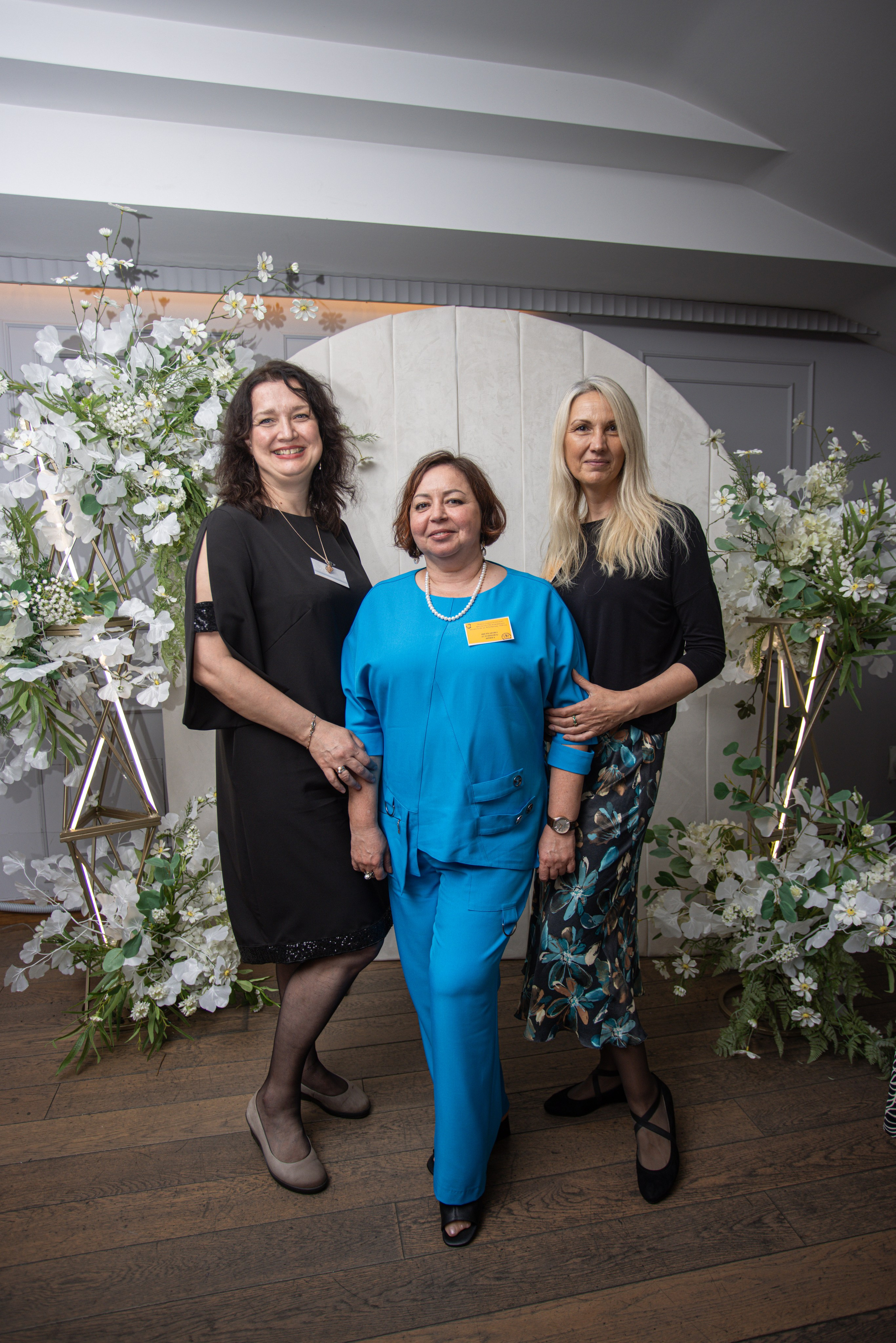 Встреча выпускников. Стоматологи СПб. Семейный фотограф в Вышнем Волочке — Ульяна Иванова | Фотосессии для всей семьи