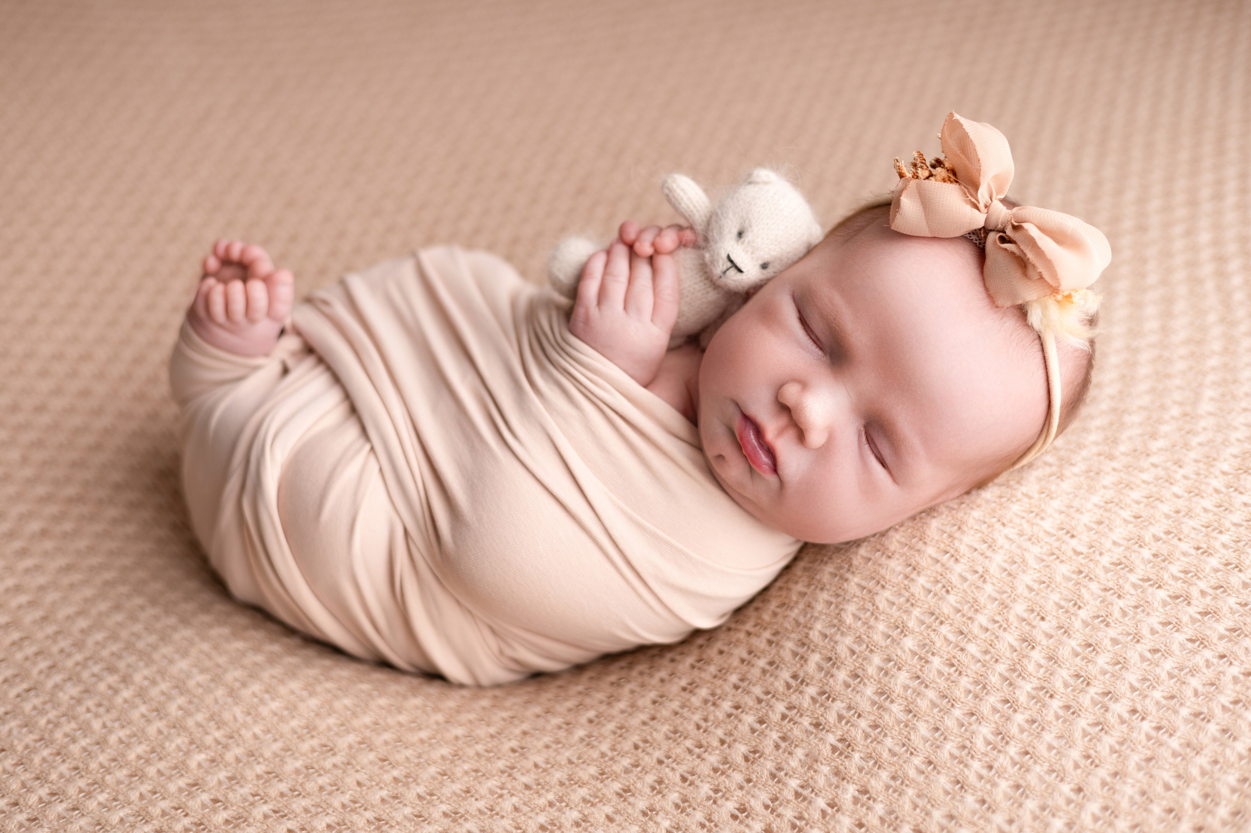 Новорожденные. Фотограф новорожденных Новосибирск