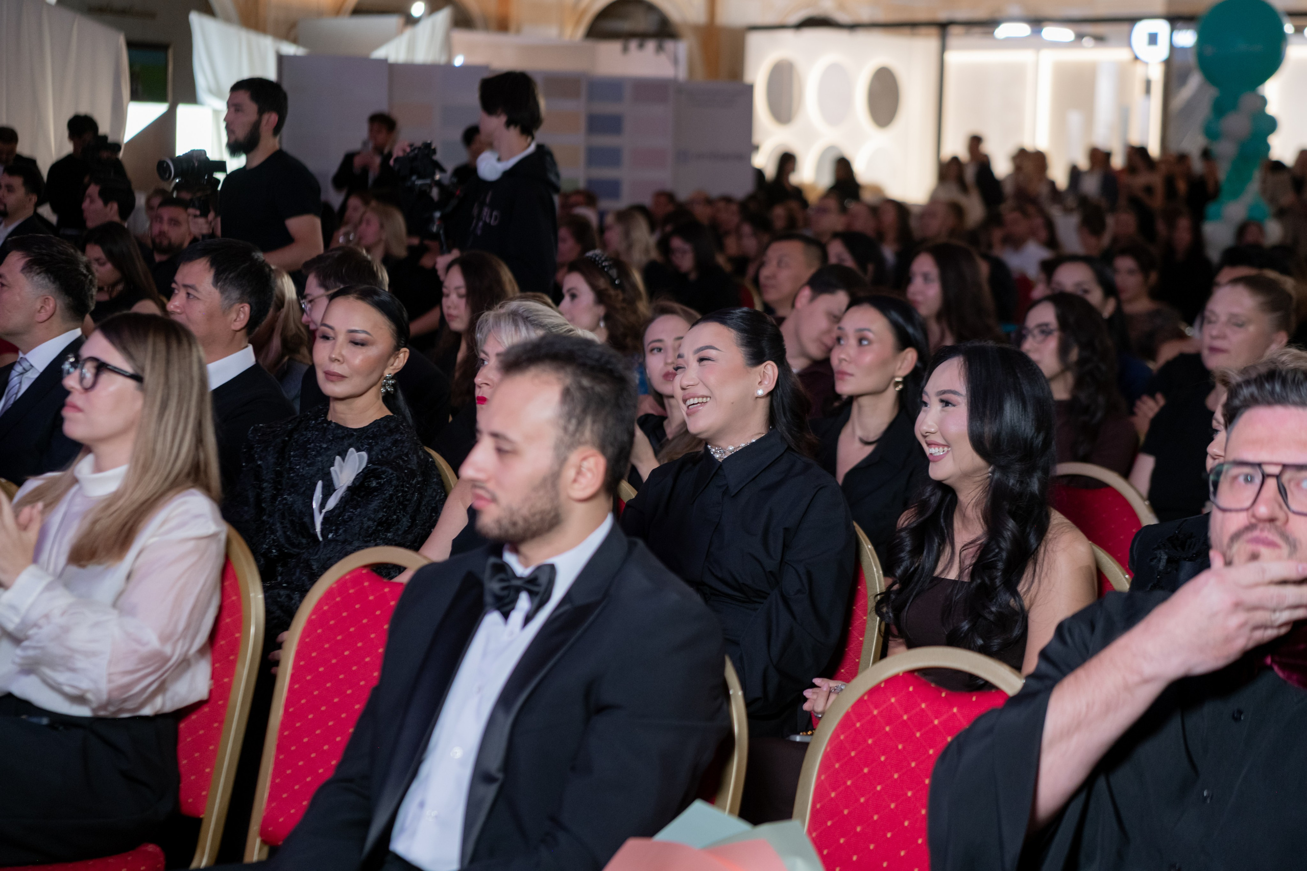 Tanu Creative 16.10.2025. Фотограф Астана, Алматы