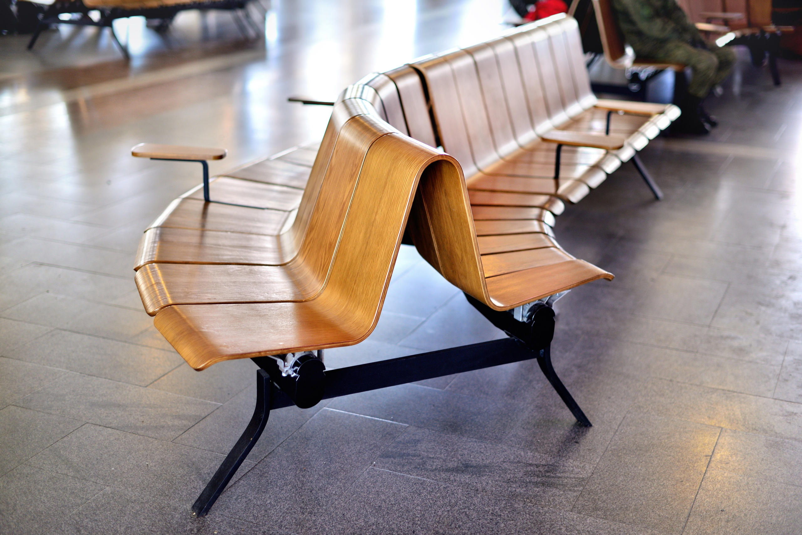 Железнодорожный вокзал Новосибирск-Главный. Фотограф Сергей Сергеев