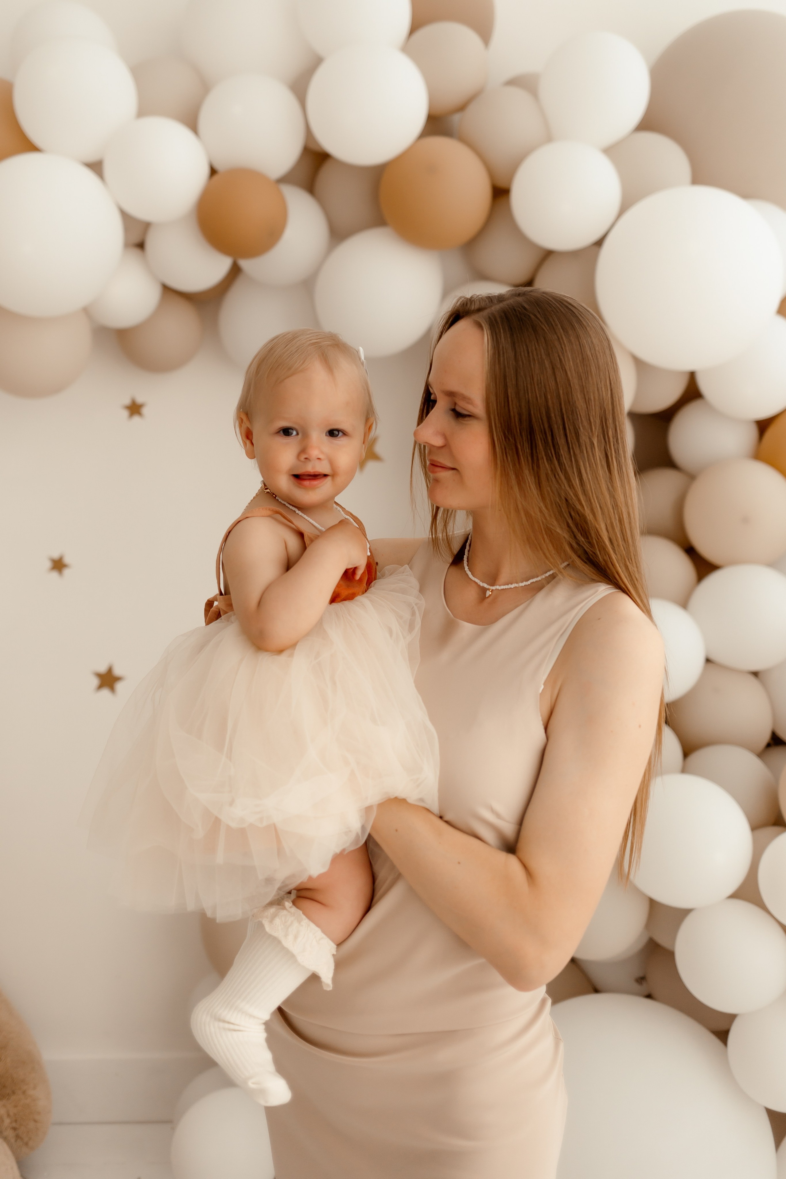 Freedom зал Happy. Фотограф на первый годик, семейный и детский фотограф в Новосибирске