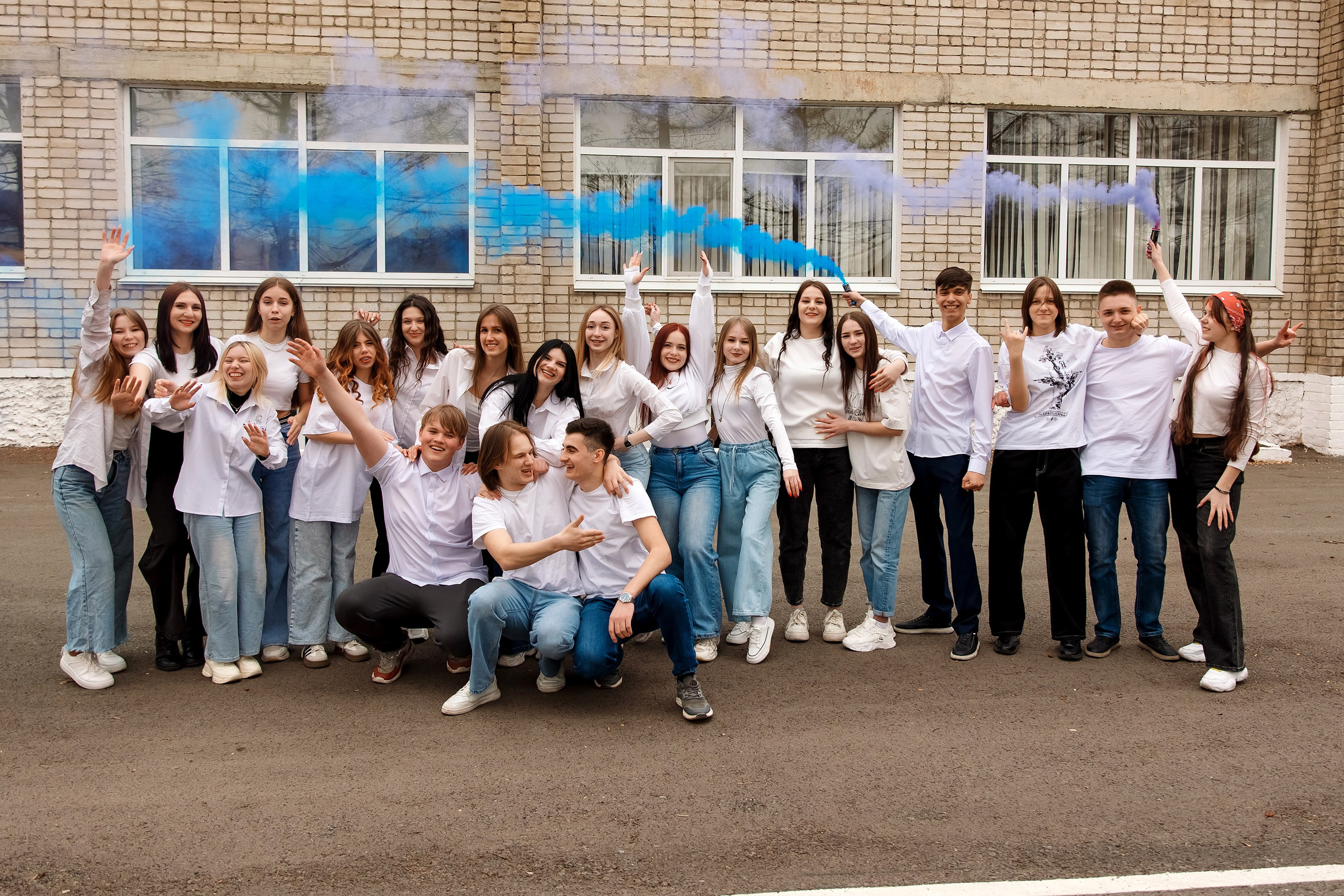 11 класс с. Барабаш. Фотограф Любовь Корниенко, Примоский край