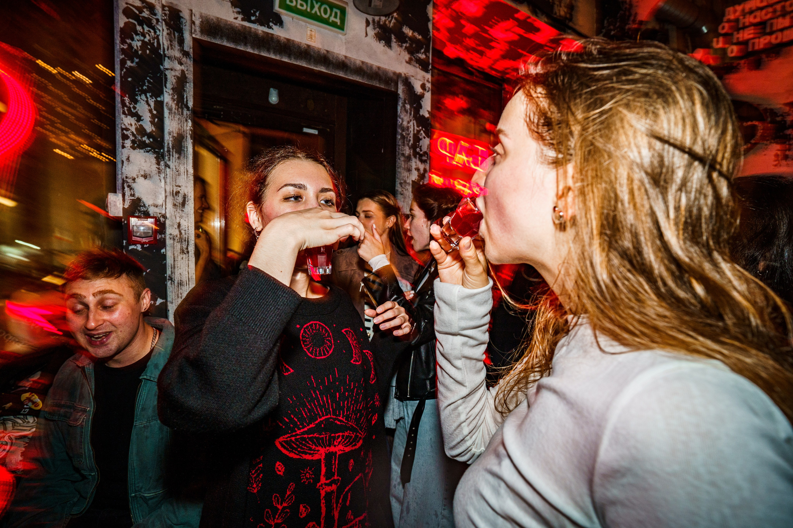 Бар разбитых сердец. Last summer party. Концертный и репортажный фотограф в Санкт-Петербурге Слава Пахомов