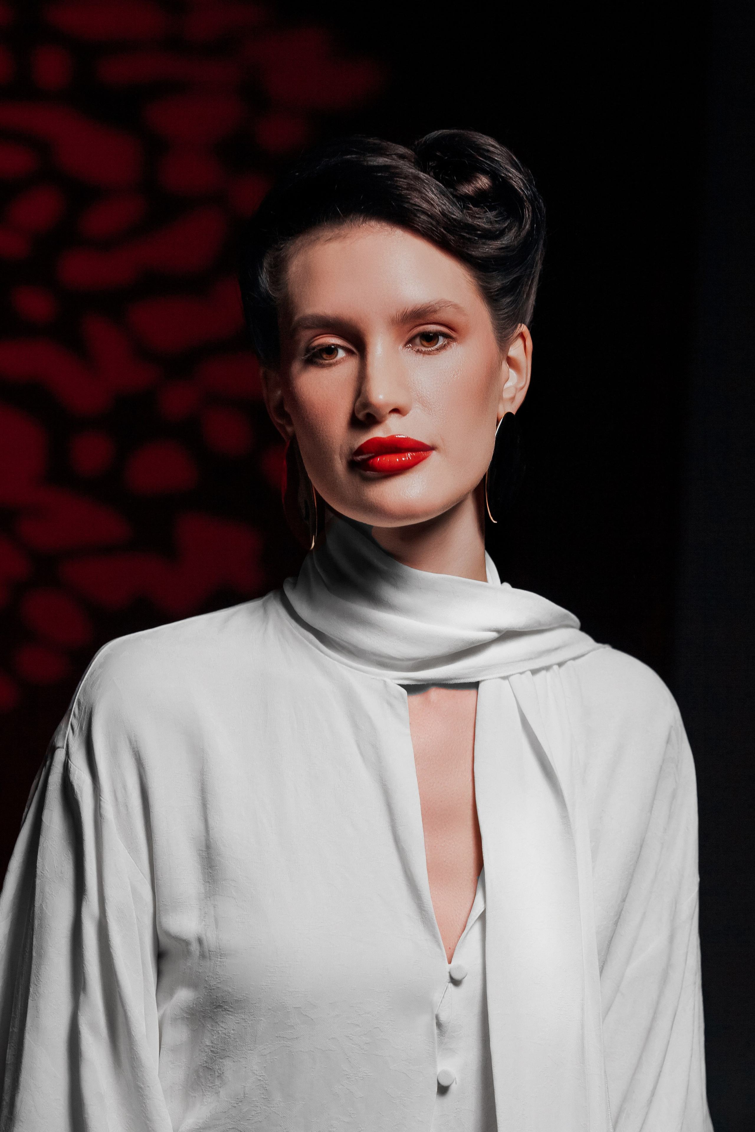 Студийная съемка женского бьюти портрета Пятигорск. Фотограф Ставрополь Пятигорск Елизавета Дарина