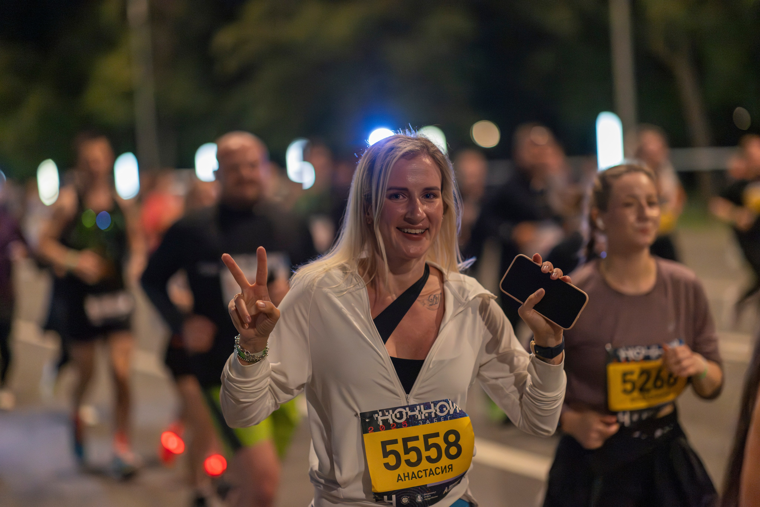 Ночной забег 2025. Фотограф Сергей Ловкий