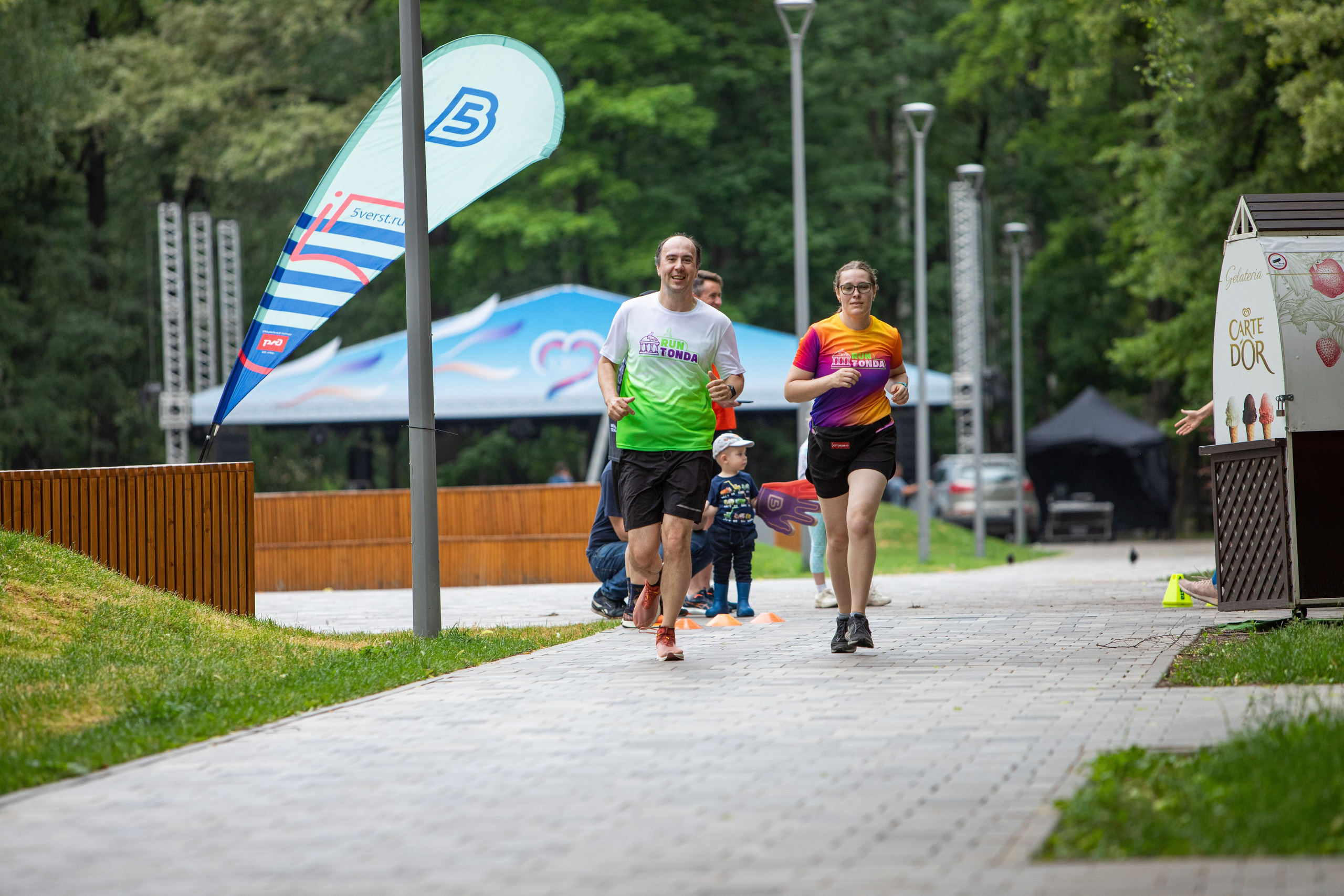 5 вёрст в Химках в День России, 12.06.24. Фотограф Сергей Ловкий