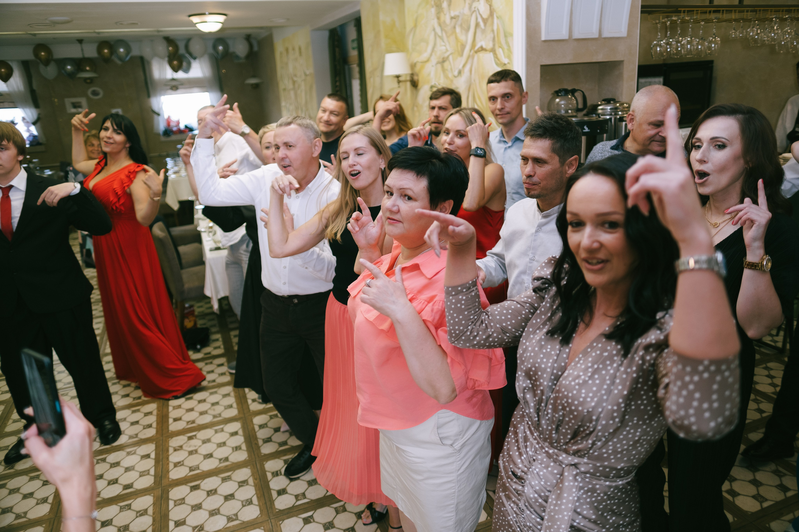 Выпускной школа 33. Свадебный и репортажной фотограф Денис Ожигин в Краснодаре и Краснодарском крае