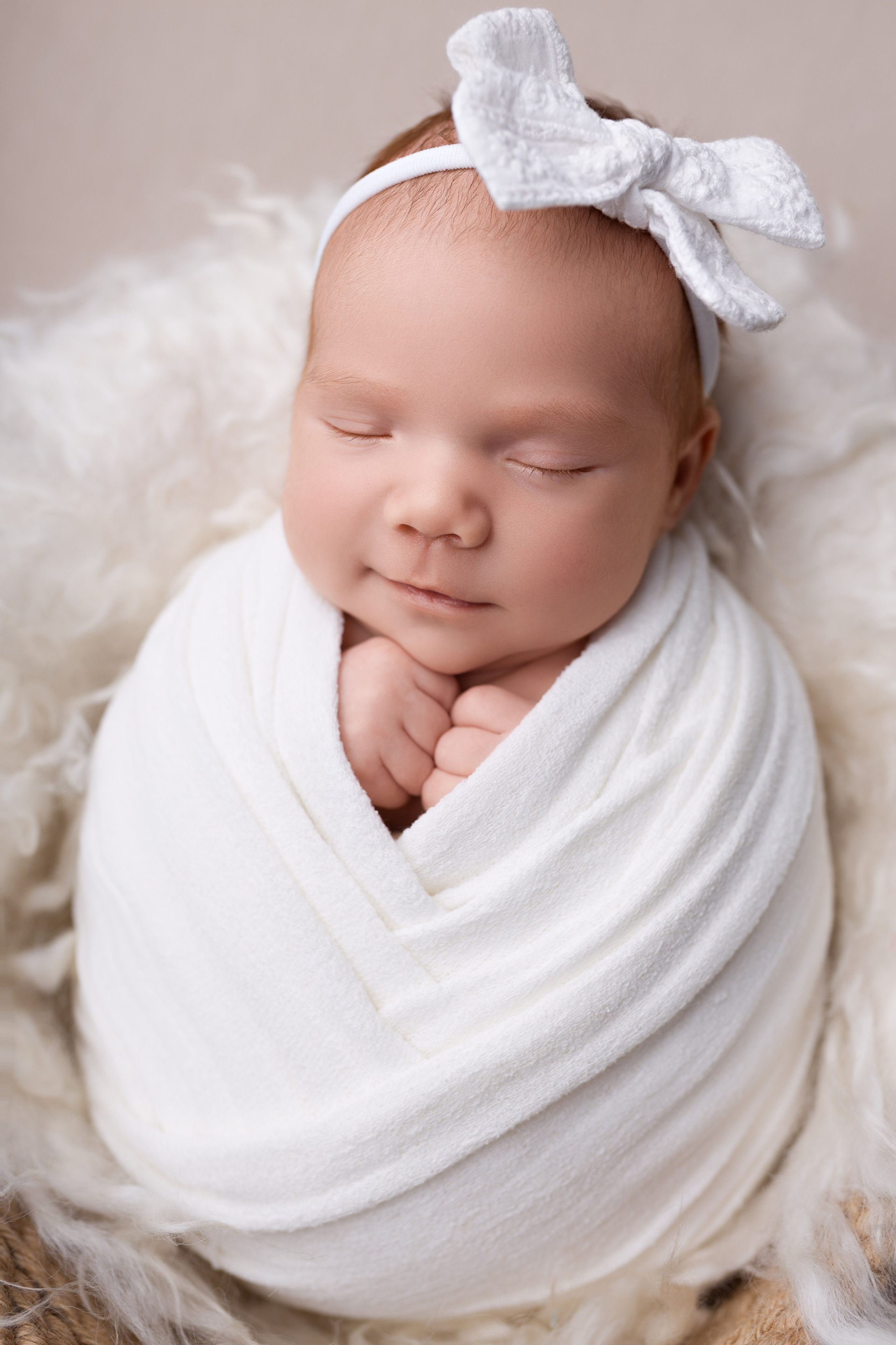 Новорожденные девочки. Фотограф новорожденных Модяева Ирина