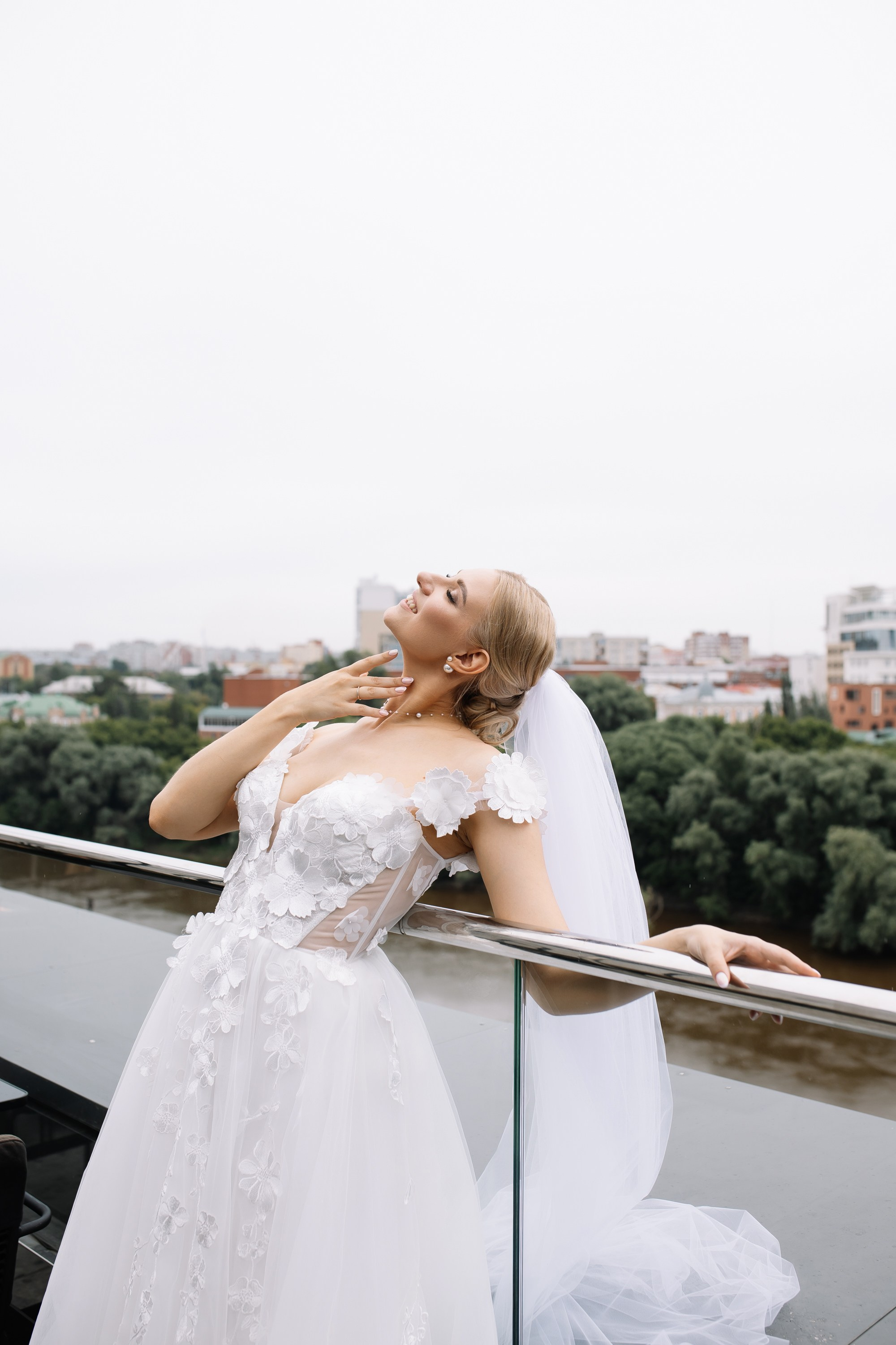 Свадьба Алёна. Свадебный фотограф и видеограф в Омске — Виталий и Алёна Орлянд