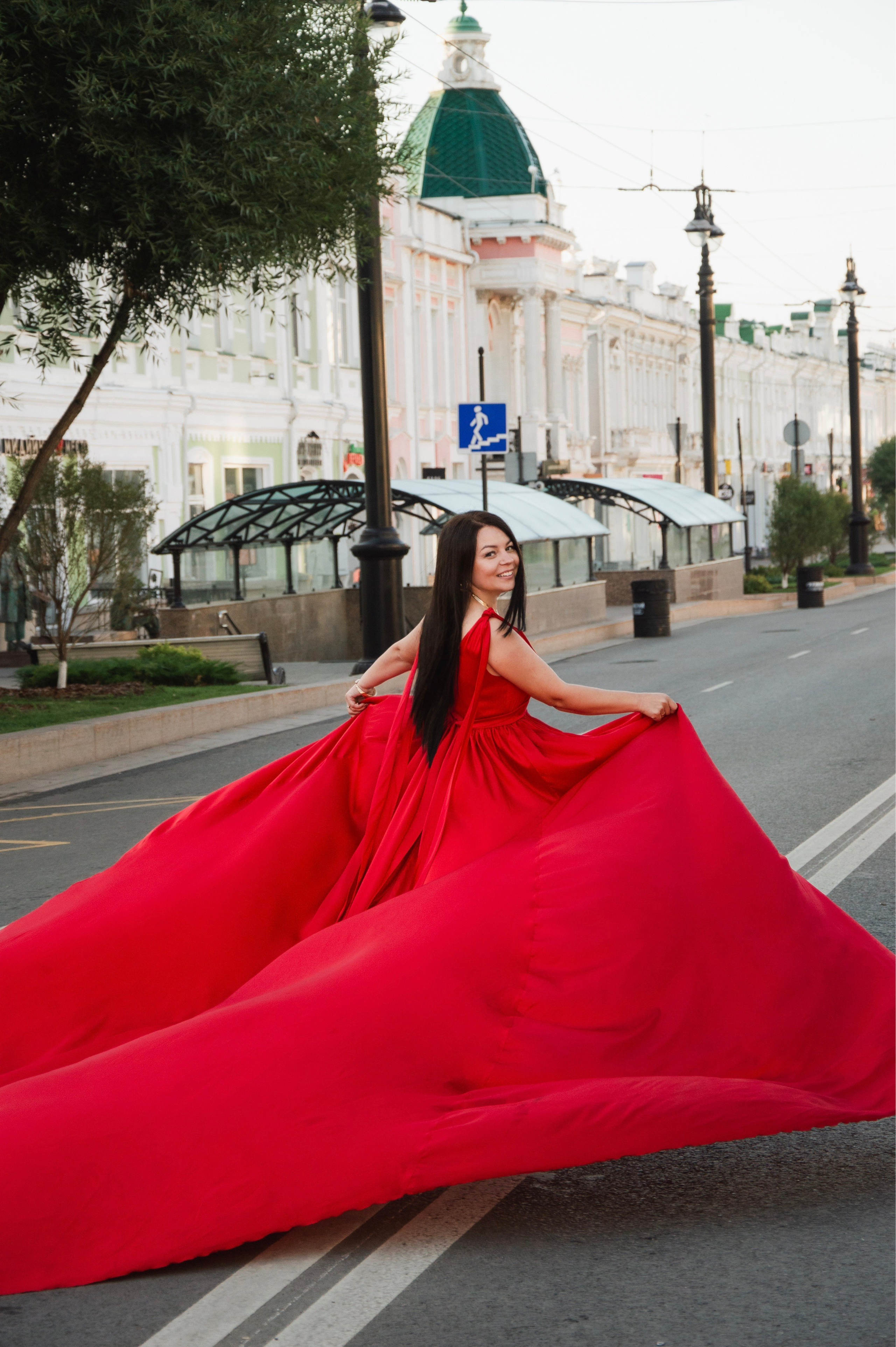 Летящие платья. Мобильный фотограф в Омске