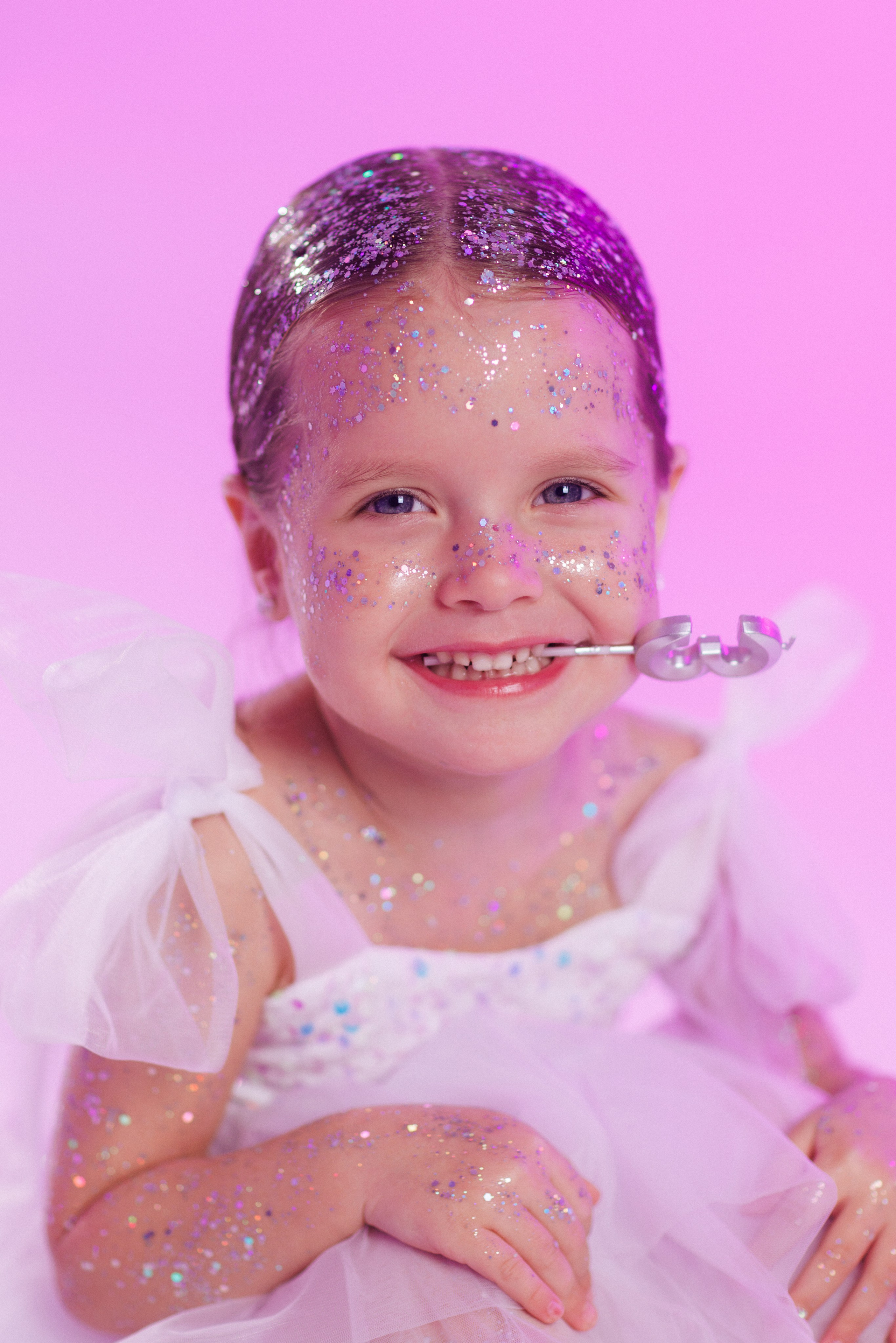 Детская фотосессия с блёстками на теле и лице. Семейный и детский фотограф в Краснодаре Анна Трашкова