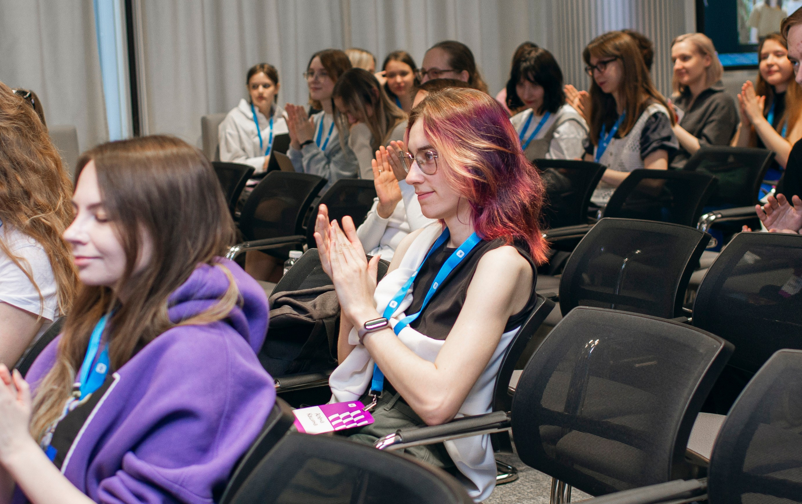 Защита проектов в ВК. Фотограф в Москве Алейникова Евгения