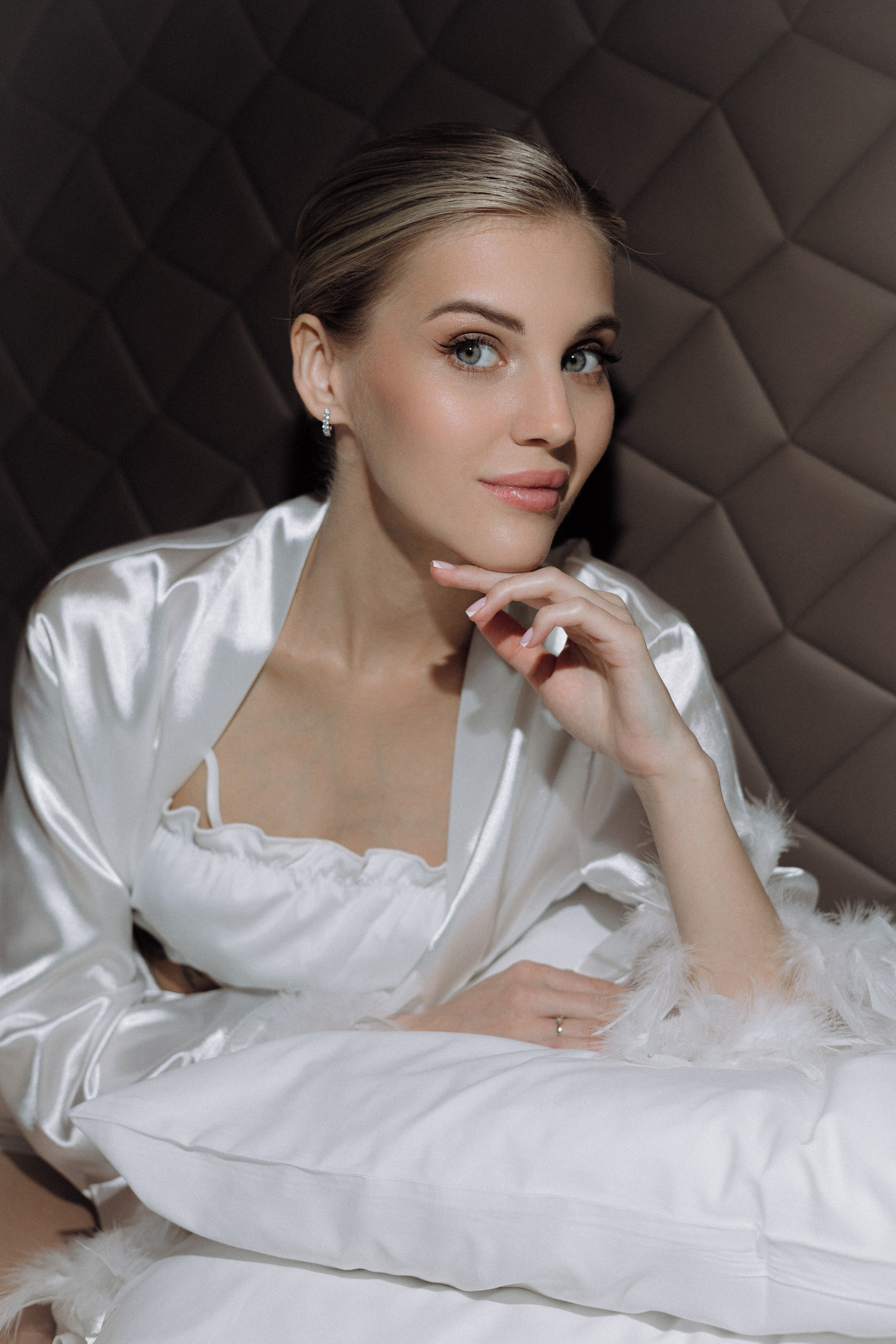 Свадебная фотосессия на стадионе Спартак. Свадебный фотограф в Москве. свадебная фотосессия Москва. Фотограф в Москве Валерия Рожкова