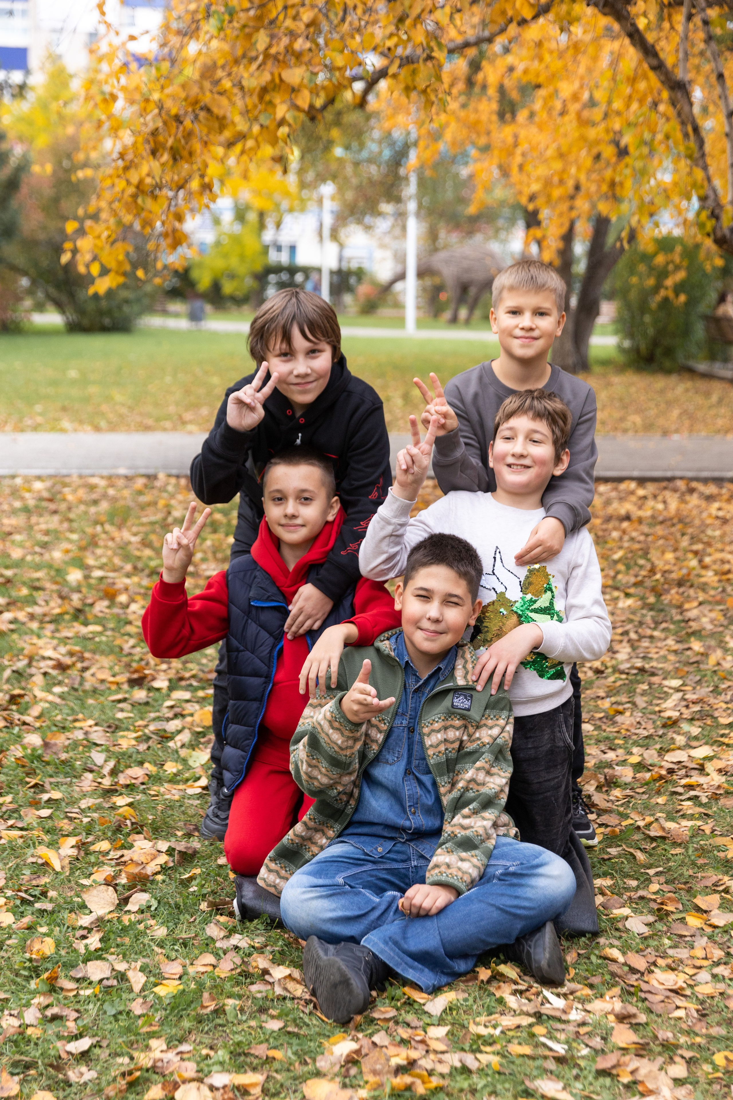 Осенняя фотосессия 4 Б. Семейный, детский, школьный фотограф в Благовещенске Яна Белоусова