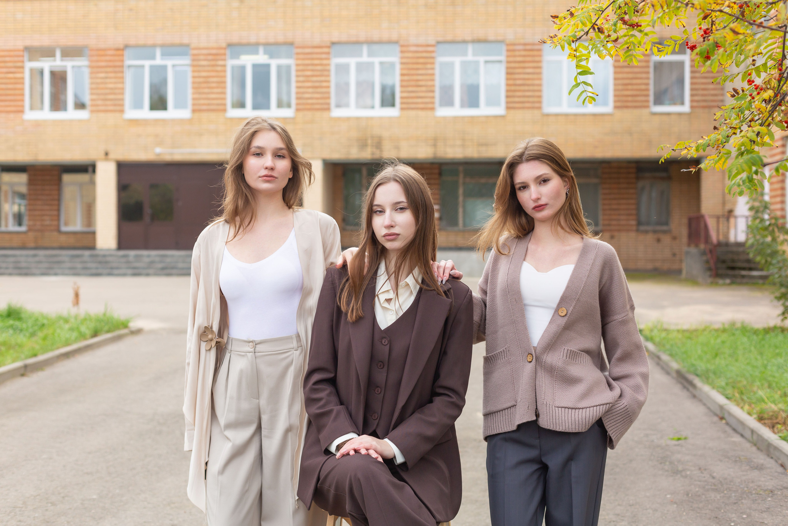 Съемка у школы. Семейный и детский фотограф Анна Петракова