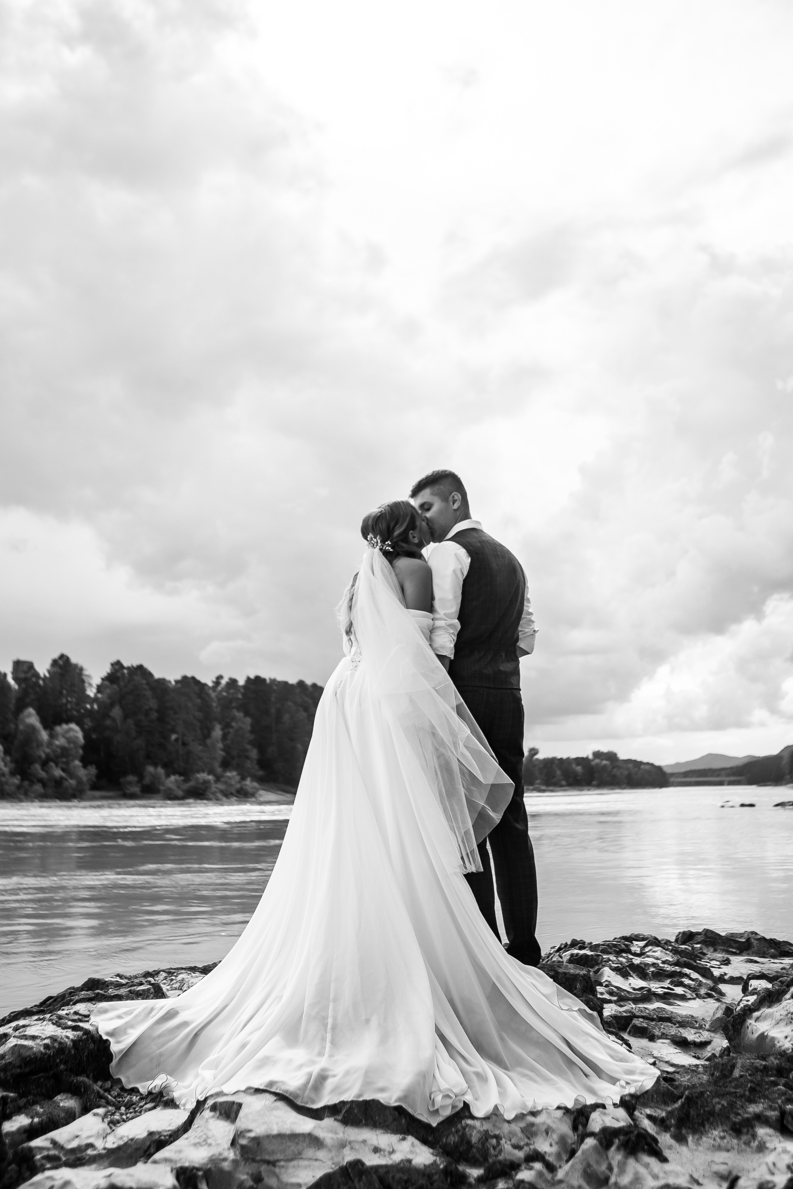 Свадебная фотосессия в горах. Дарья Белякова. Свадебный, детский и семейный фотограф в городе Бийск