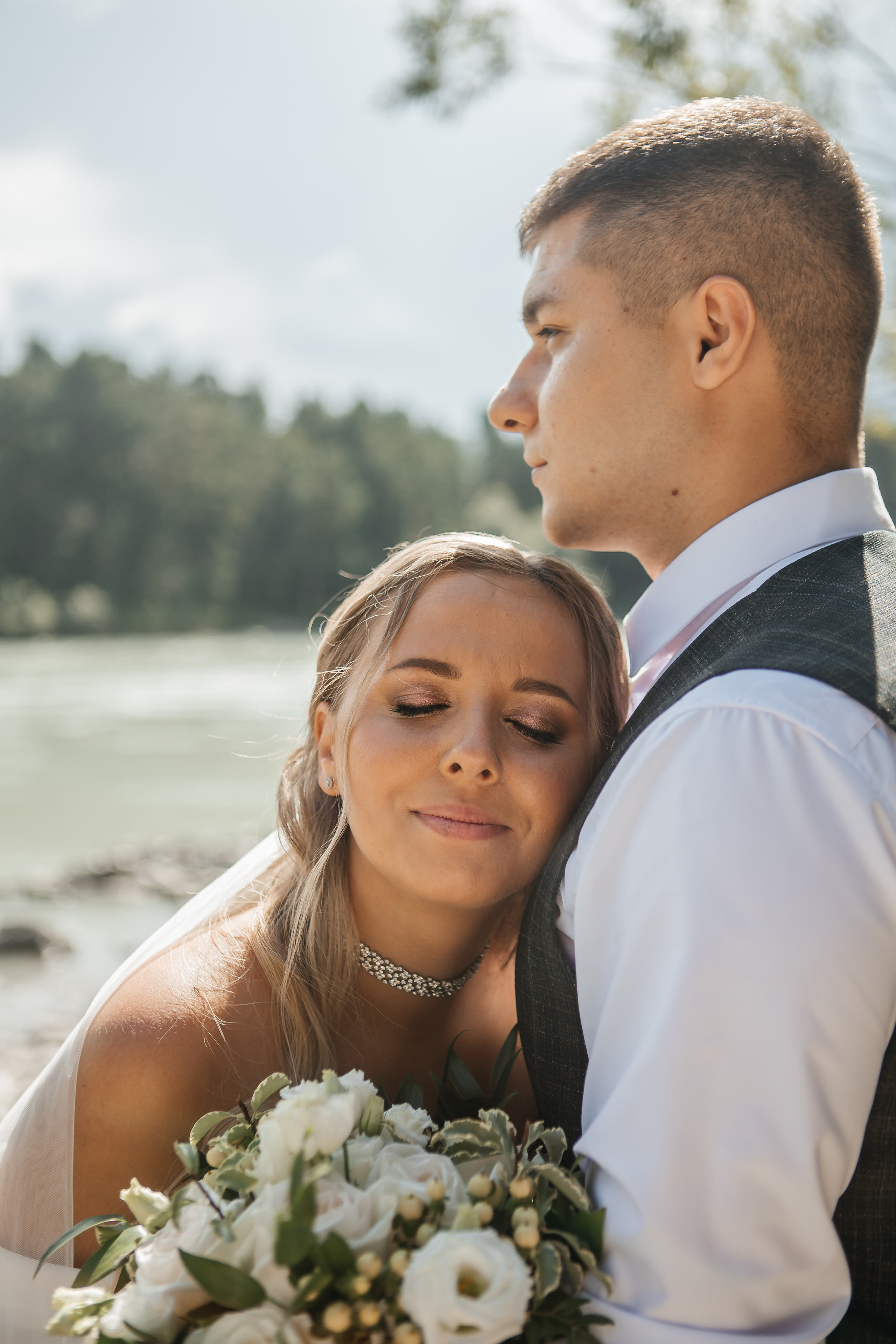 Свадебная фотосессия в горах. Дарья Белякова. Свадебный, детский и семейный фотограф в городе Бийск