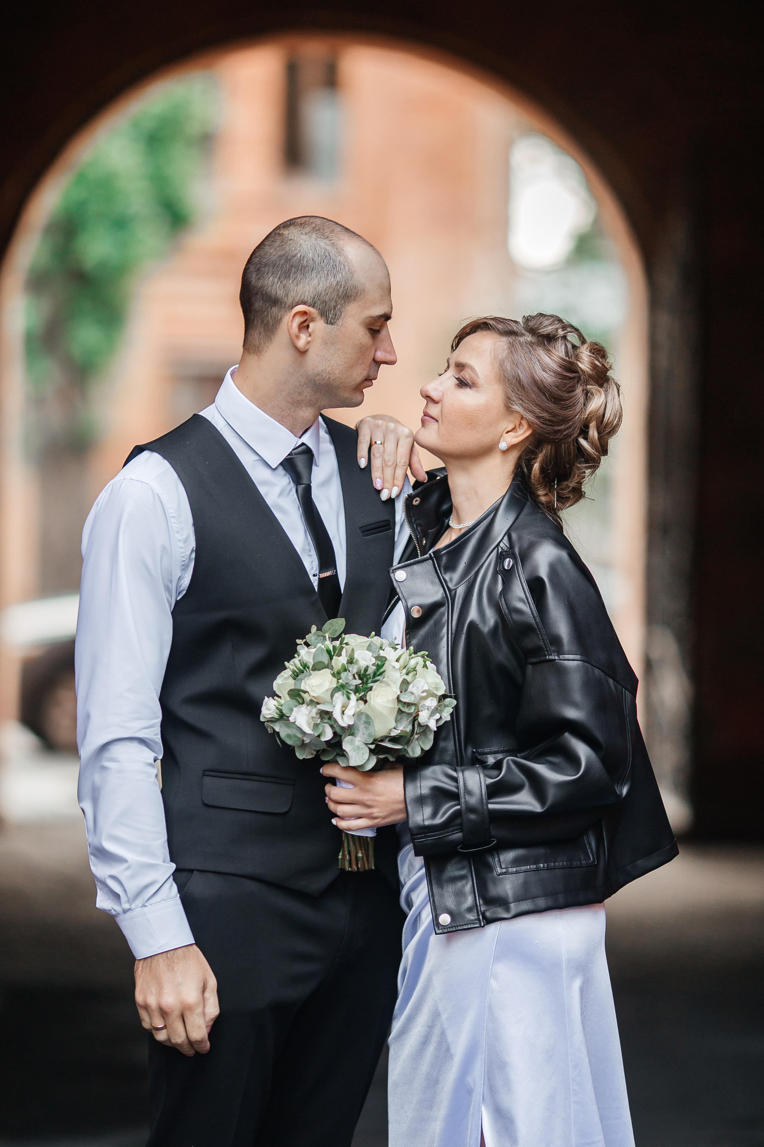 Свадебная фотосессия под дождем. Дарья Белякова. Свадебный, детский и семейный фотограф в городе Бийск