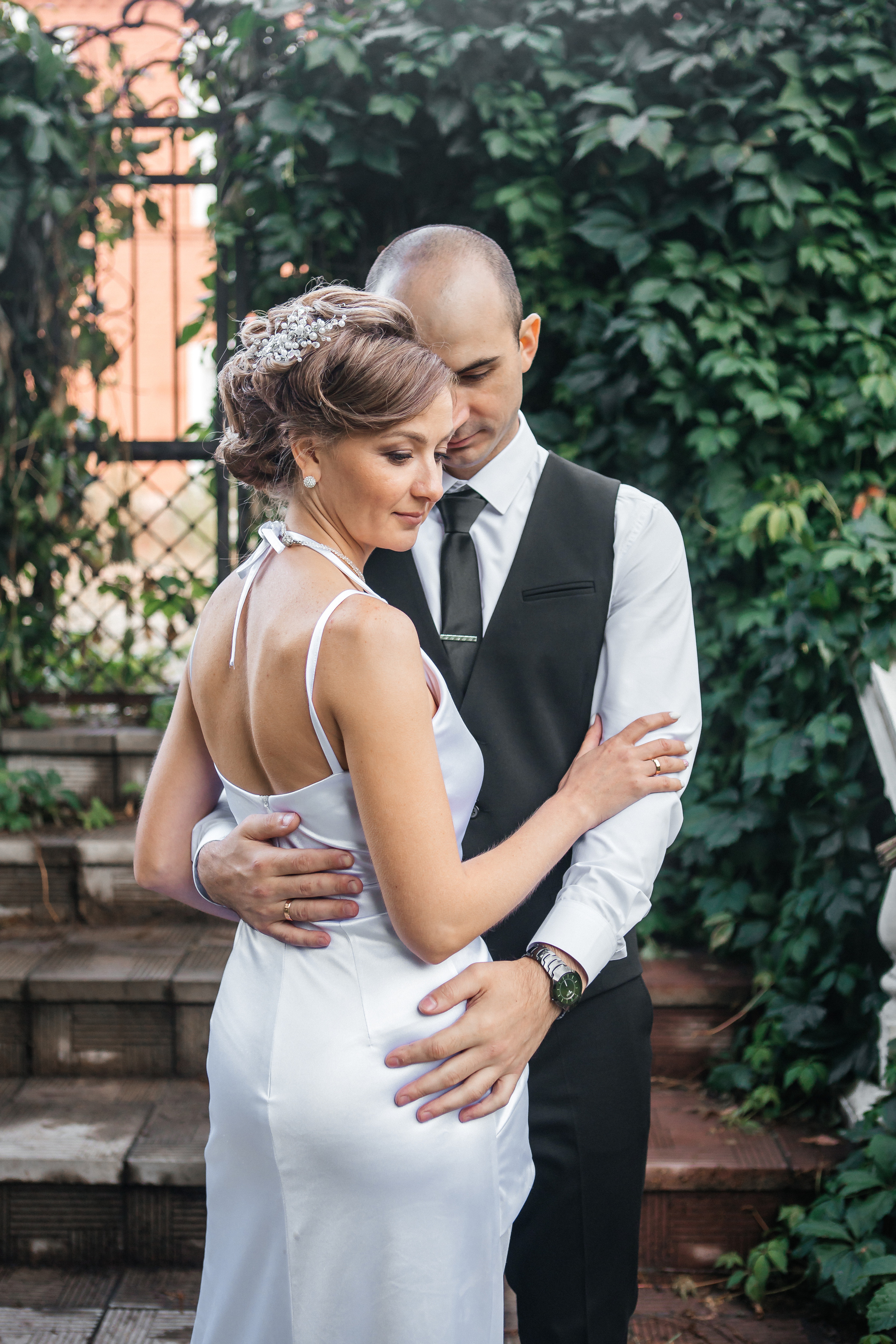 Свадебная фотосессия под дождем. Дарья Белякова. Свадебный, детский и семейный фотограф в городе Бийск